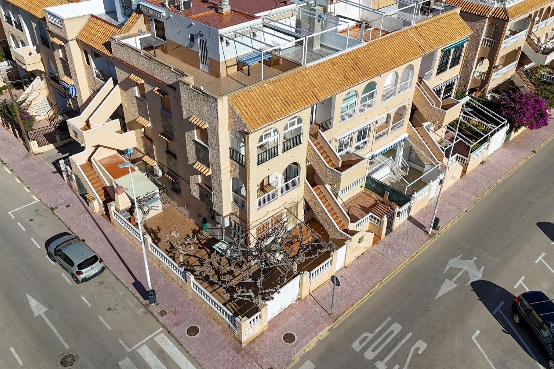 Z drugiej ręki - Bungalow -
Torrevieja - Costa Blanca