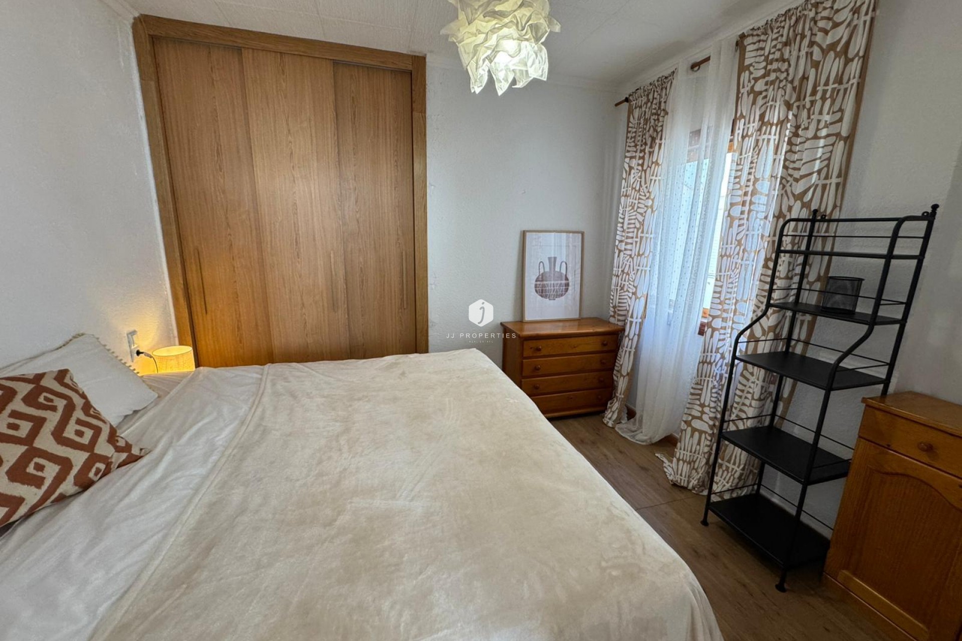 Z drugiej ręki - Bungalow -
Torrevieja - Costa Blanca