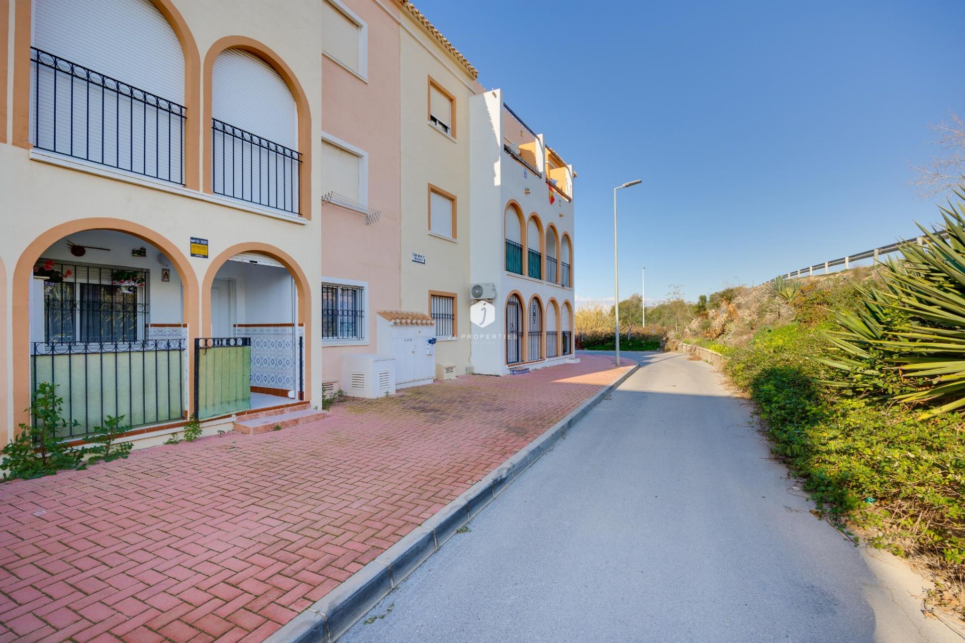 Z drugiej ręki - Bungalow -
Torrevieja - Costa Blanca