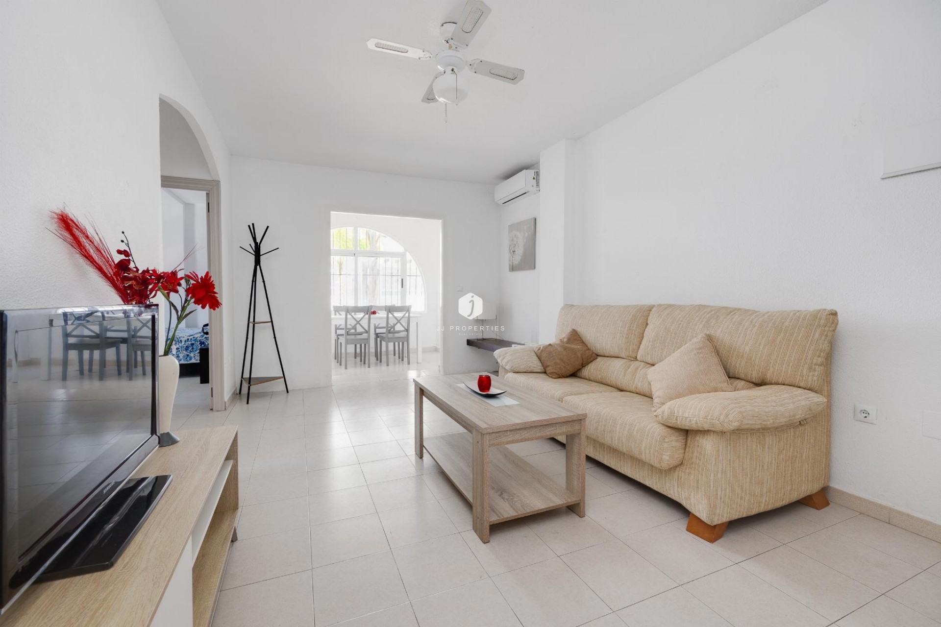 Z drugiej ręki - Bungalow -
Torrevieja - Costa Blanca