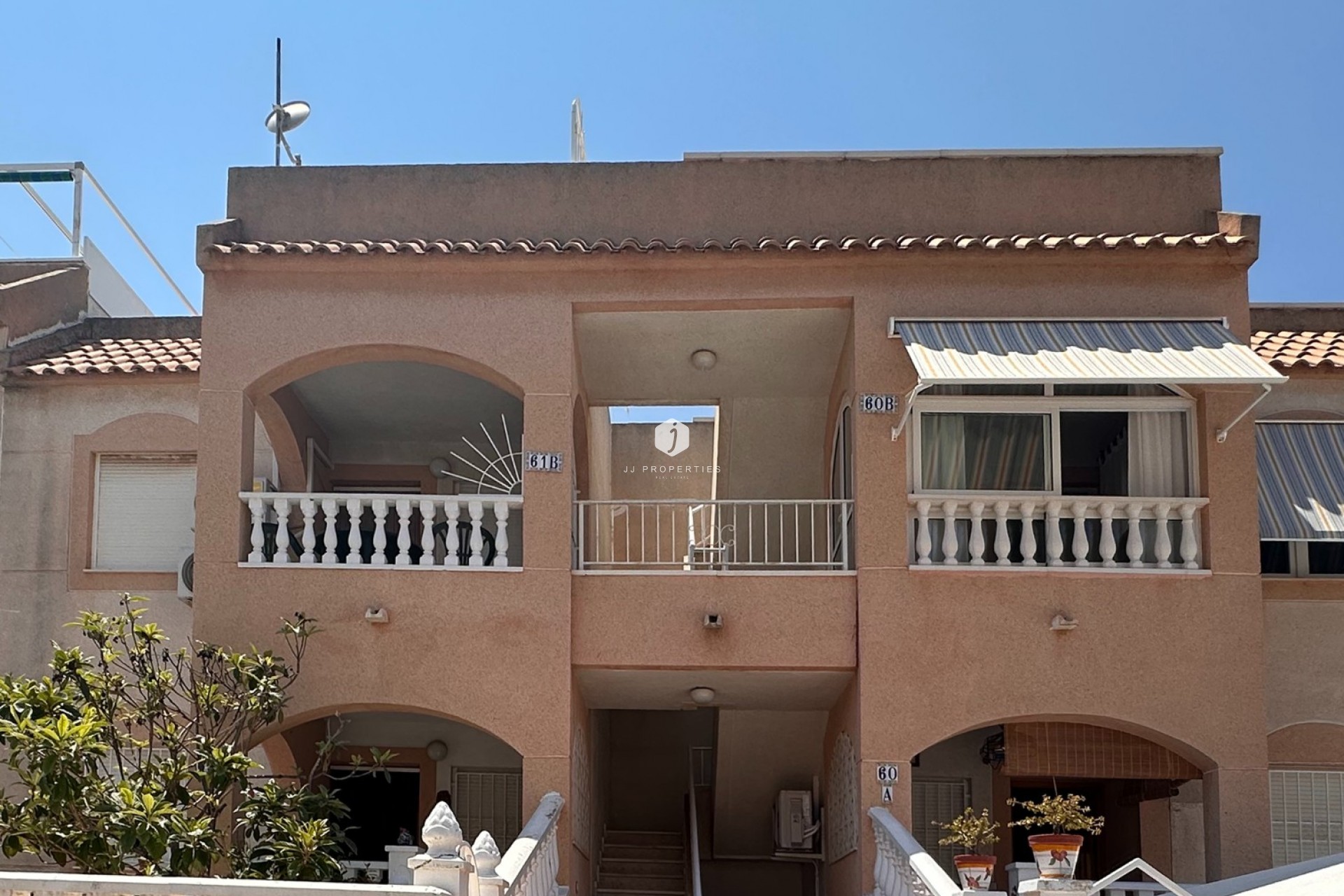 Z drugiej ręki - Bungalow -
Torrevieja - Costa Blanca