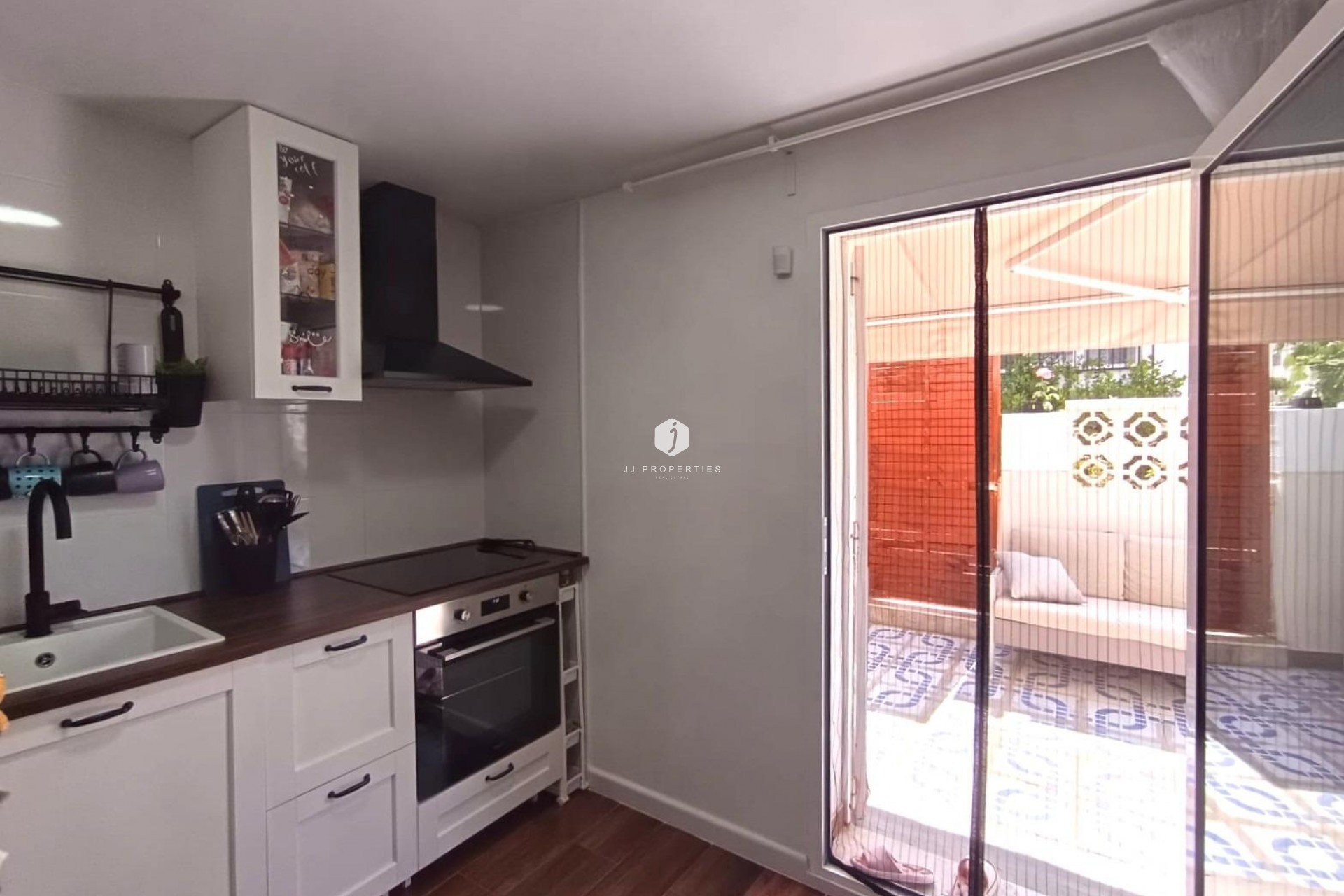 Z drugiej ręki - Bungalow -
Torrevieja - Costa Blanca