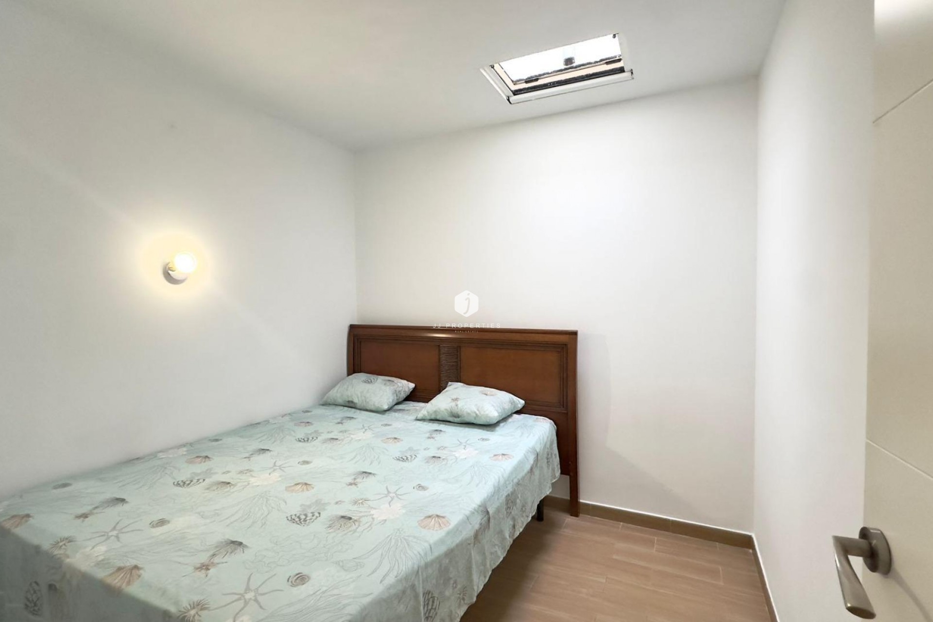 Z drugiej ręki - Bungalow -
Torrevieja - El Limonar