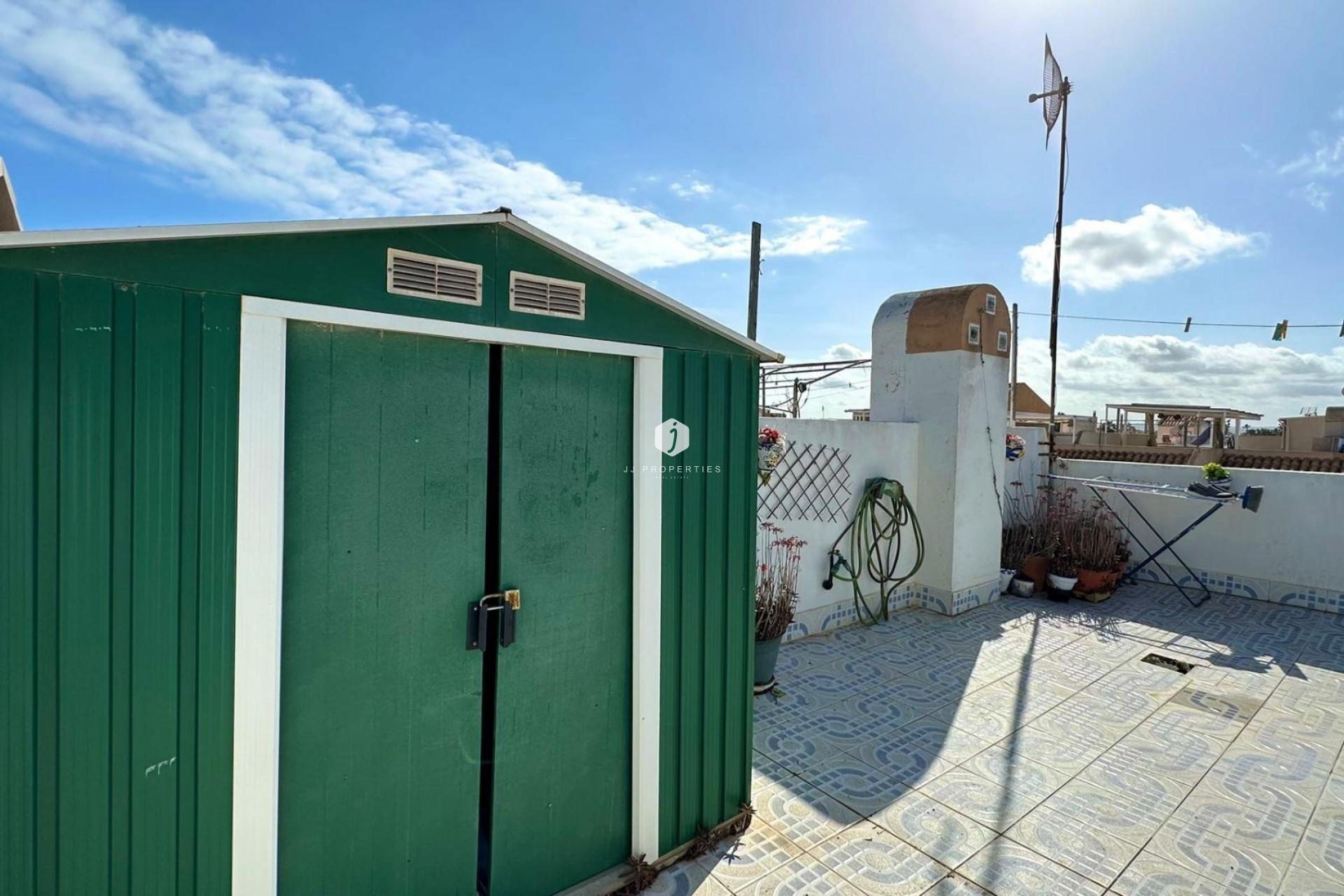 Z drugiej ręki - Bungalow -
Torrevieja - El Limonar