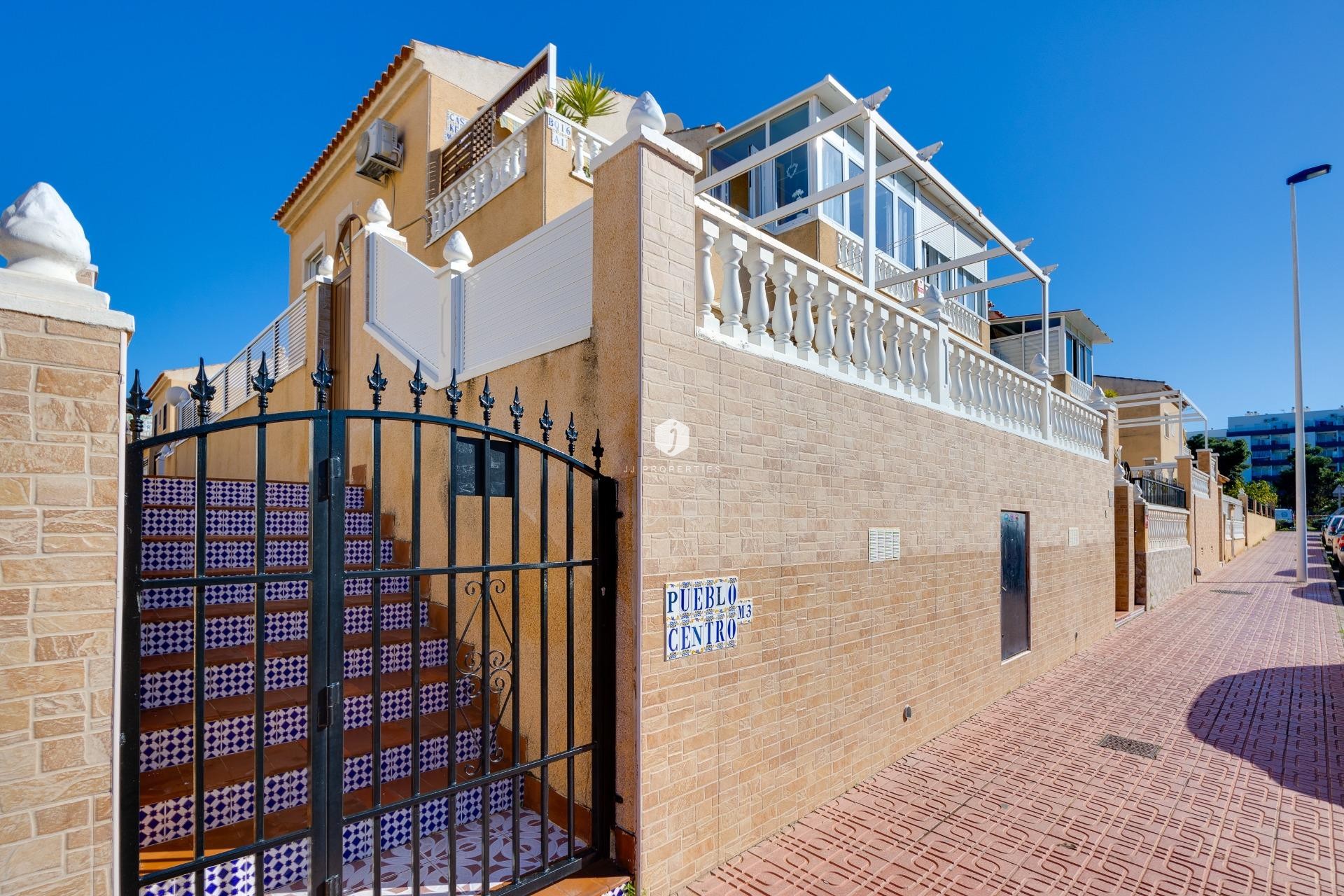 Z drugiej ręki - Bungalow -
Torrevieja - El molino