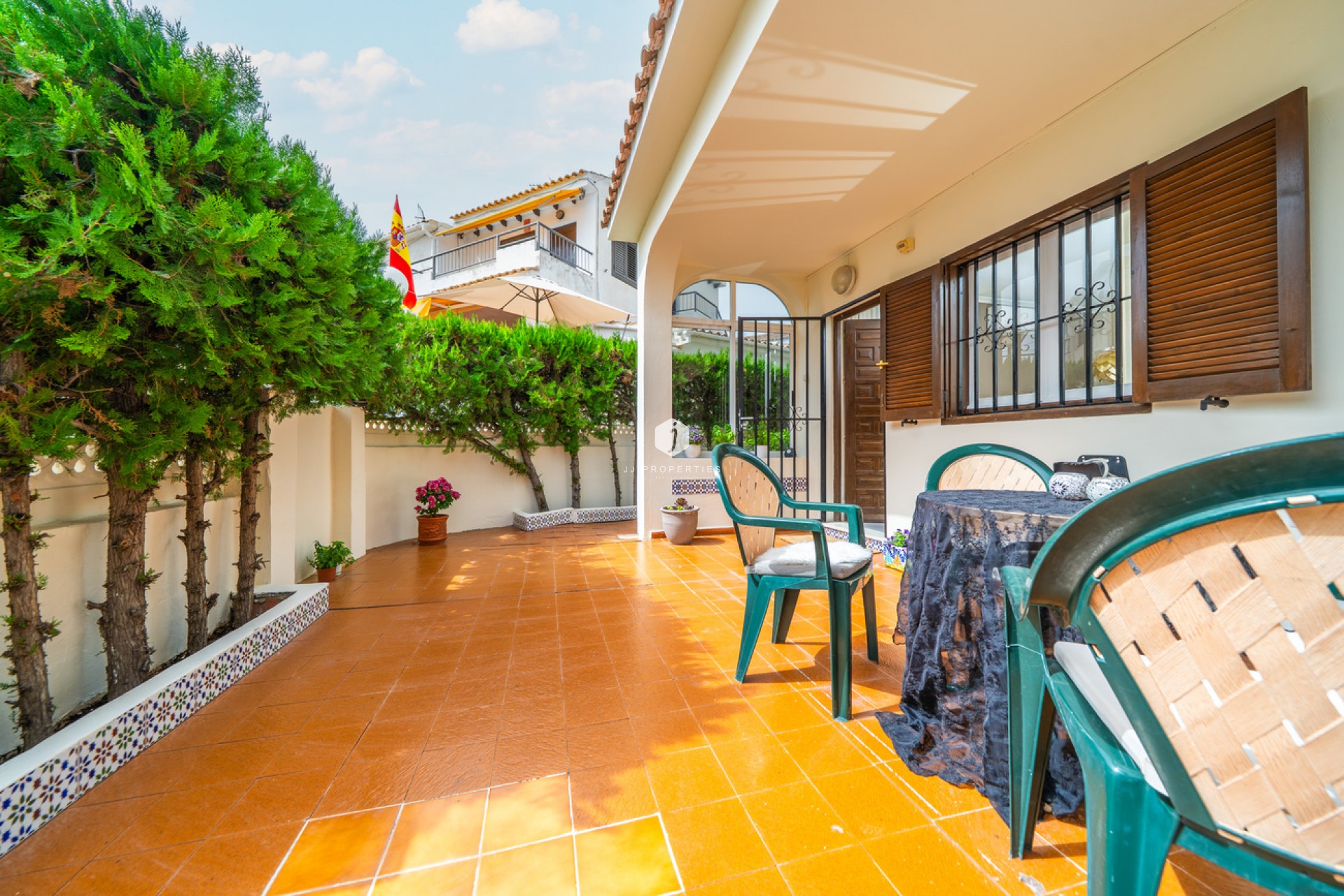 Z drugiej ręki - Bungalow -
Torrevieja - La Mata