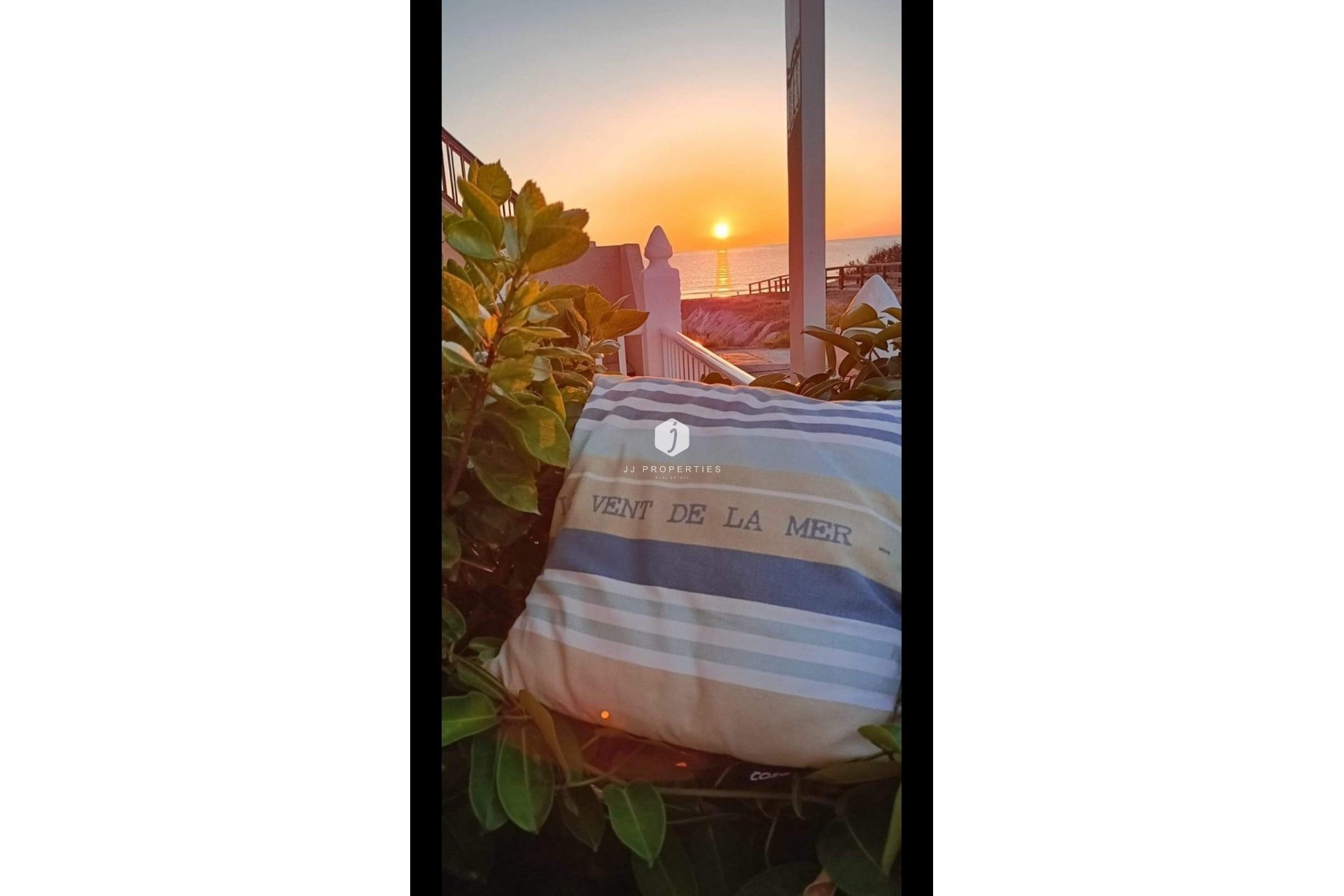 Z drugiej ręki - Bungalow -
Torrevieja - La Mata