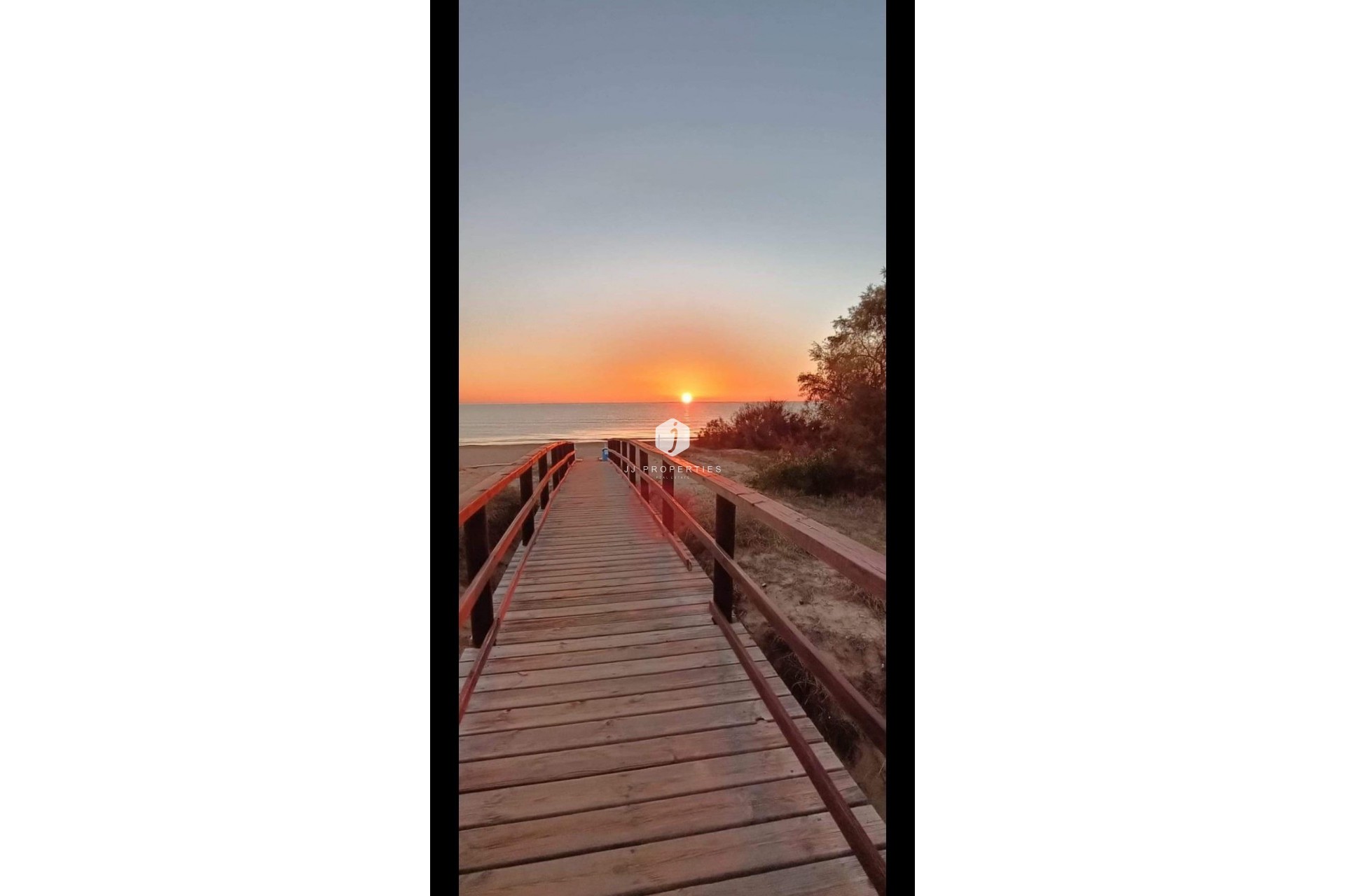 Z drugiej ręki - Bungalow -
Torrevieja - La Mata