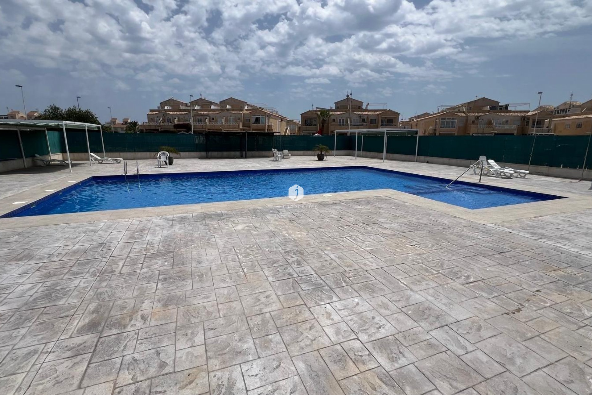 Z drugiej ręki - Bungalow -
Torrevieja - La Siesta - El Salado - Torreta