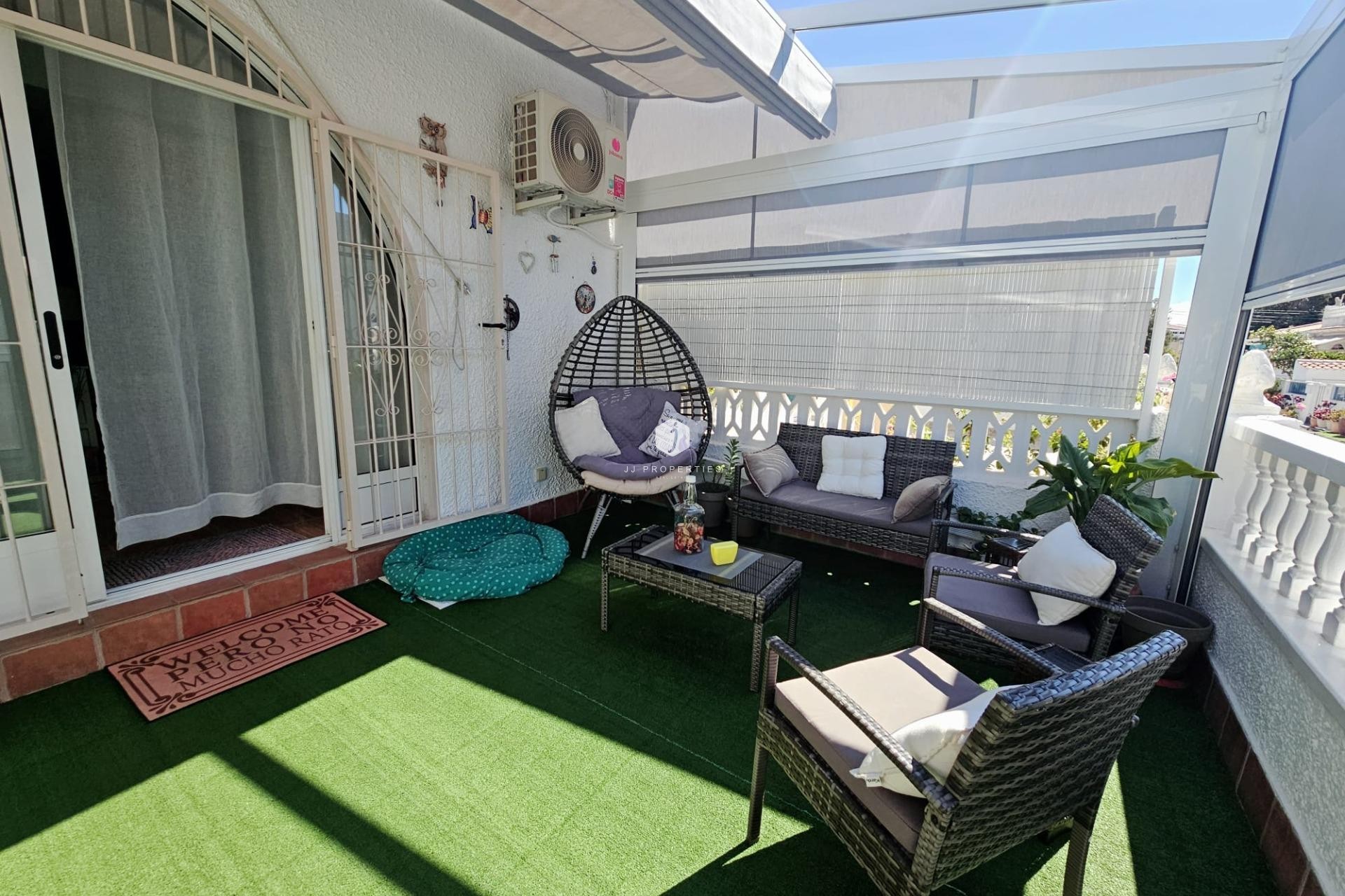 Z drugiej ręki - Bungalow -
Torrevieja - La Siesta - El Salado - Torreta