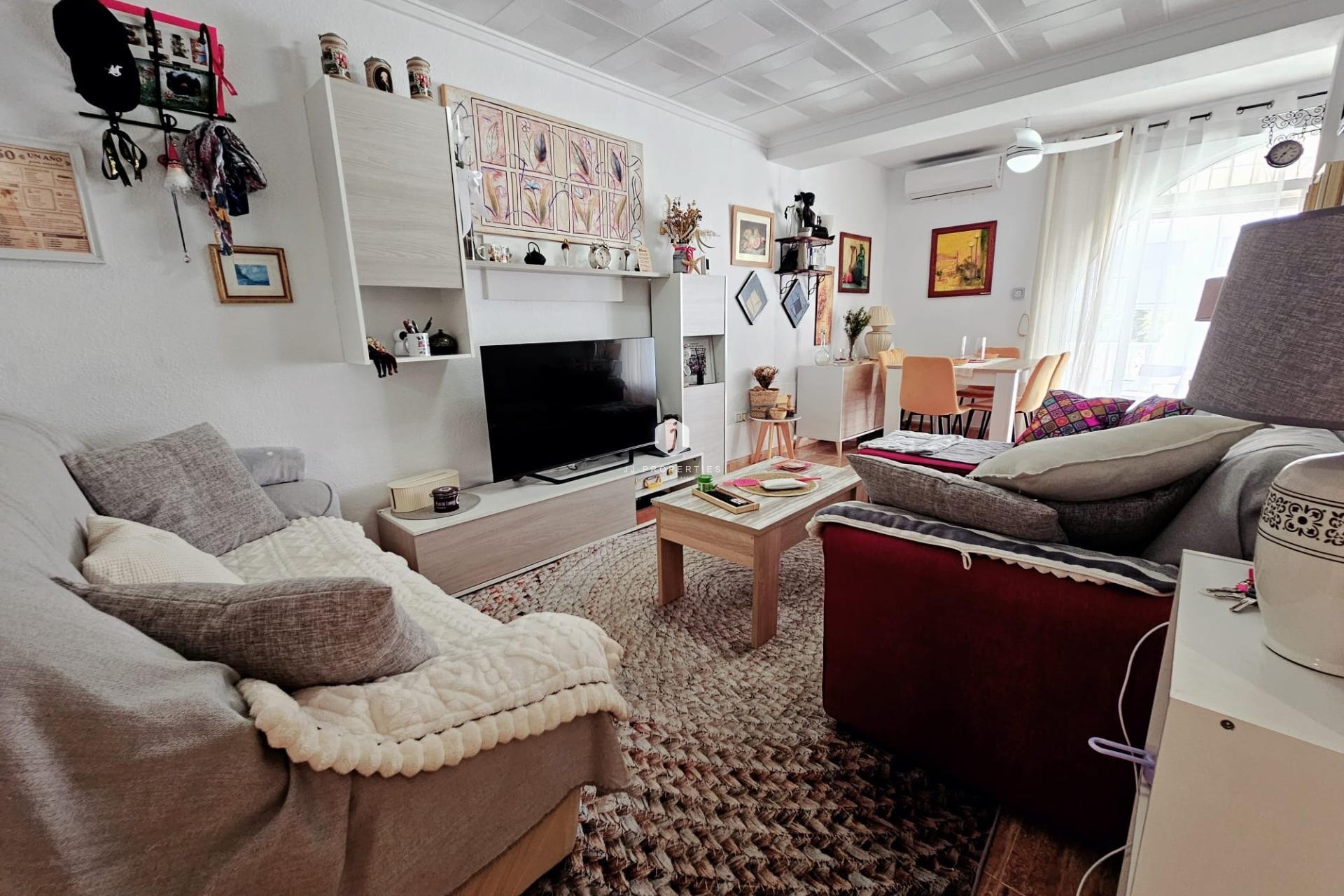 Z drugiej ręki - Bungalow -
Torrevieja - La Siesta - El Salado - Torreta