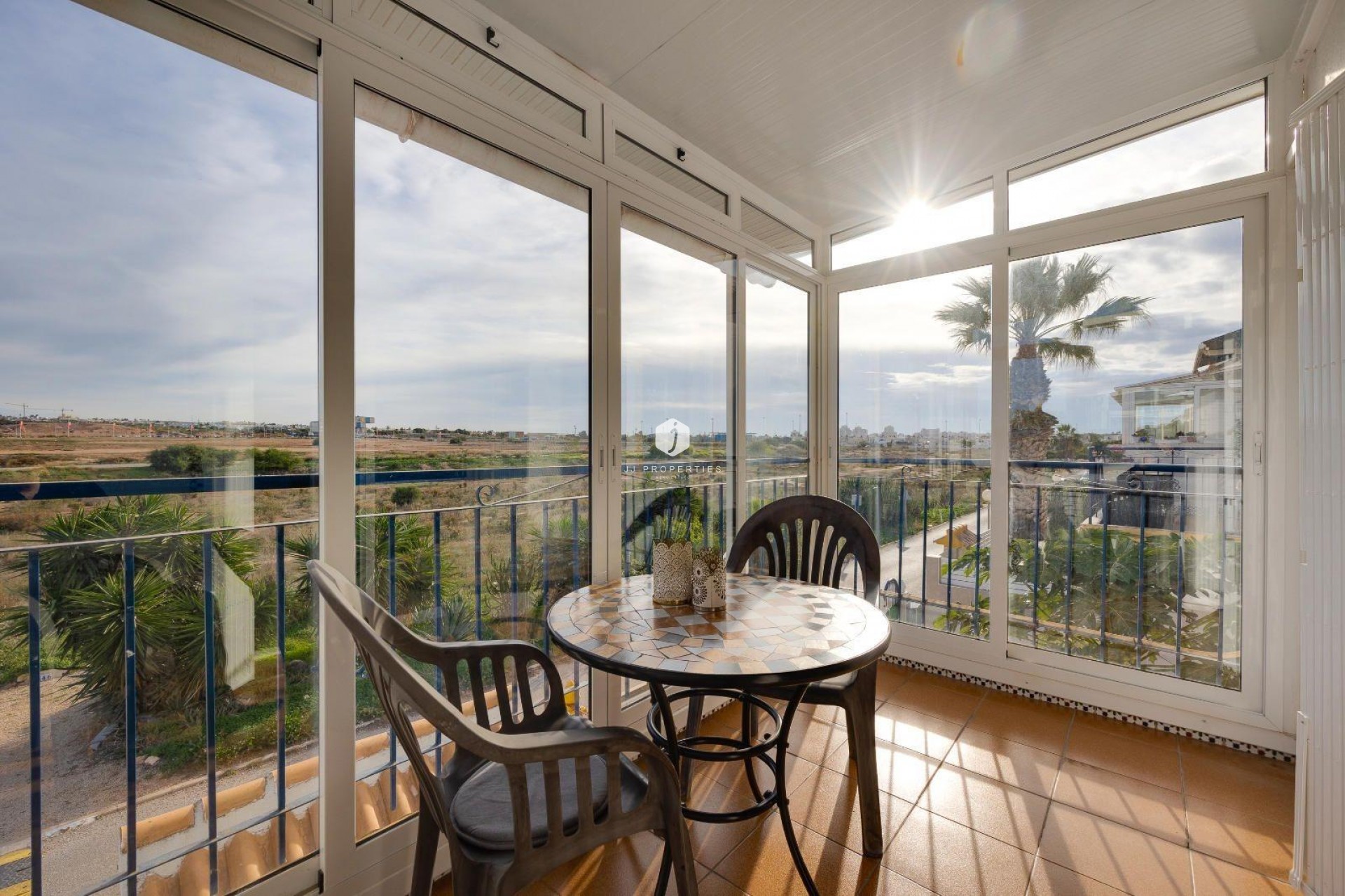 Z drugiej ręki - Bungalow -
Torrevieja - La Siesta - El Salado - Torreta