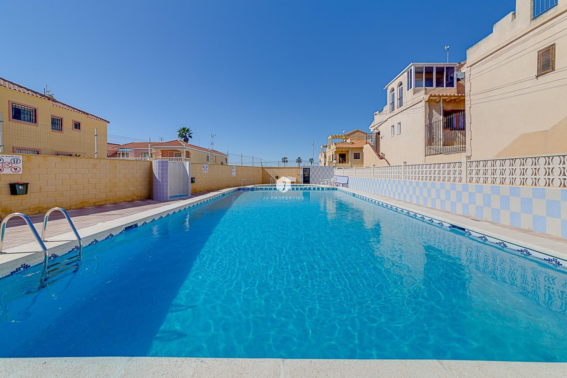 Z drugiej ręki - Bungalow -
Torrevieja - La Siesta - El Salado - Torreta
