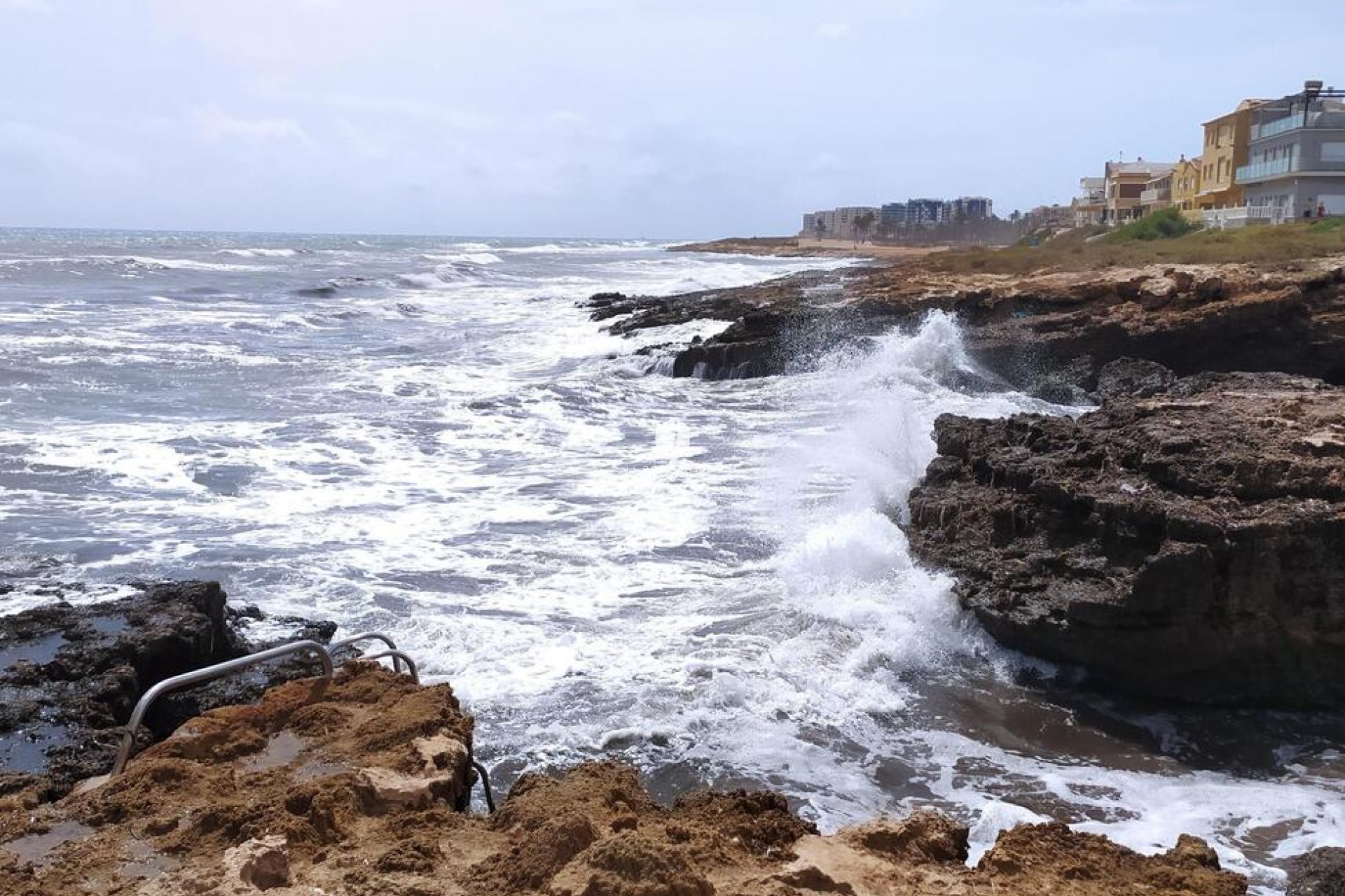 Z drugiej ręki - Bungalow -
Torrevieja - LA VELETA MAR AZUL