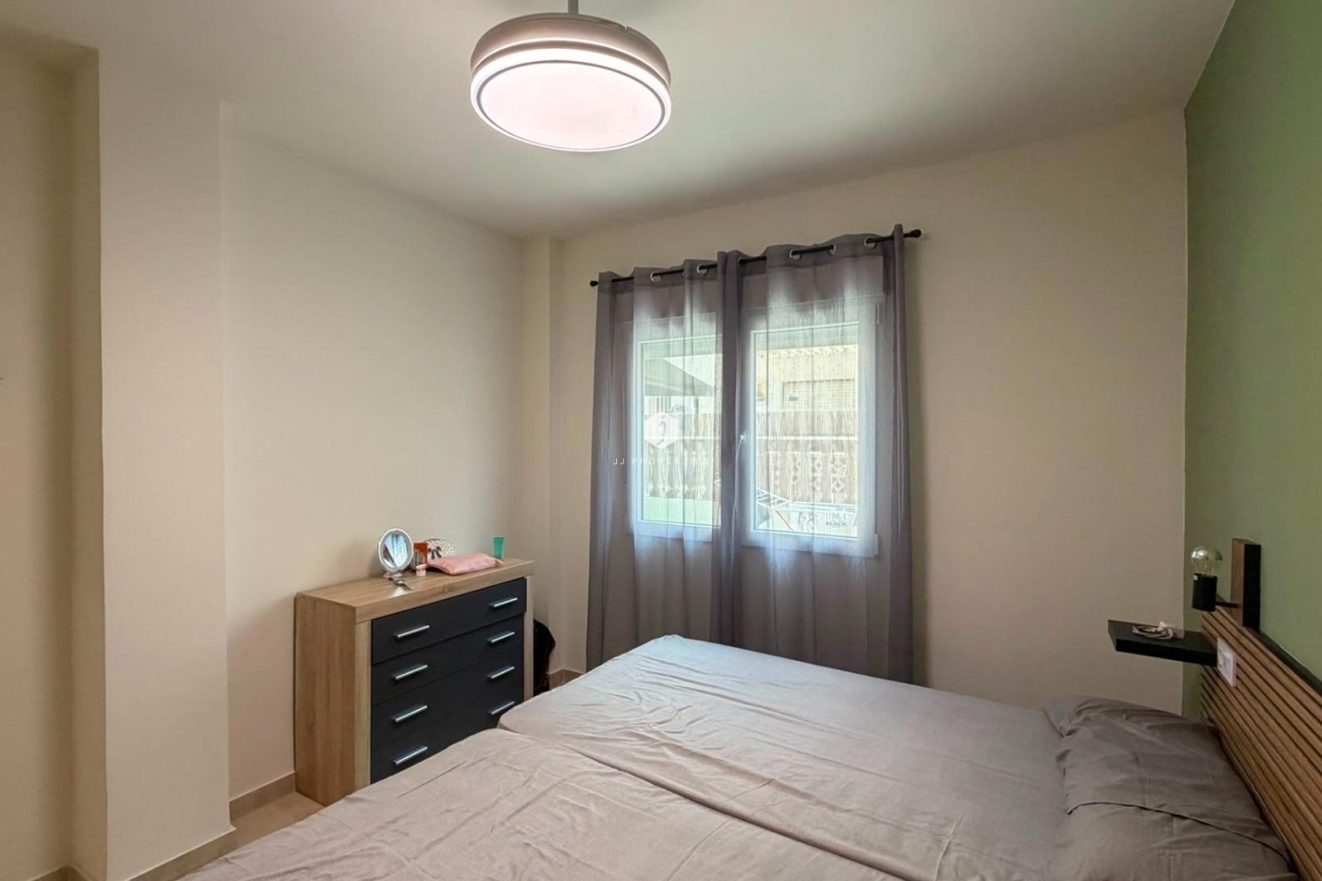 Z drugiej ręki - Bungalow -
Torrevieja - La veleta