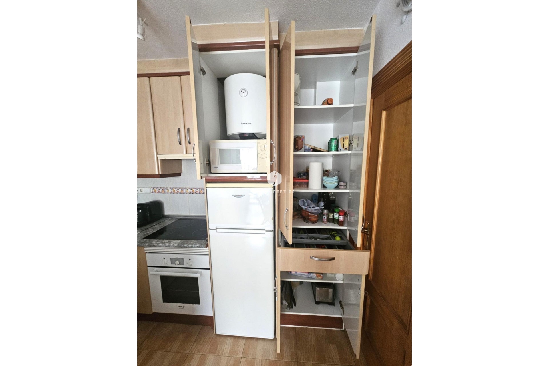 Z drugiej ręki - Bungalow -
Torrevieja - Los Balcones