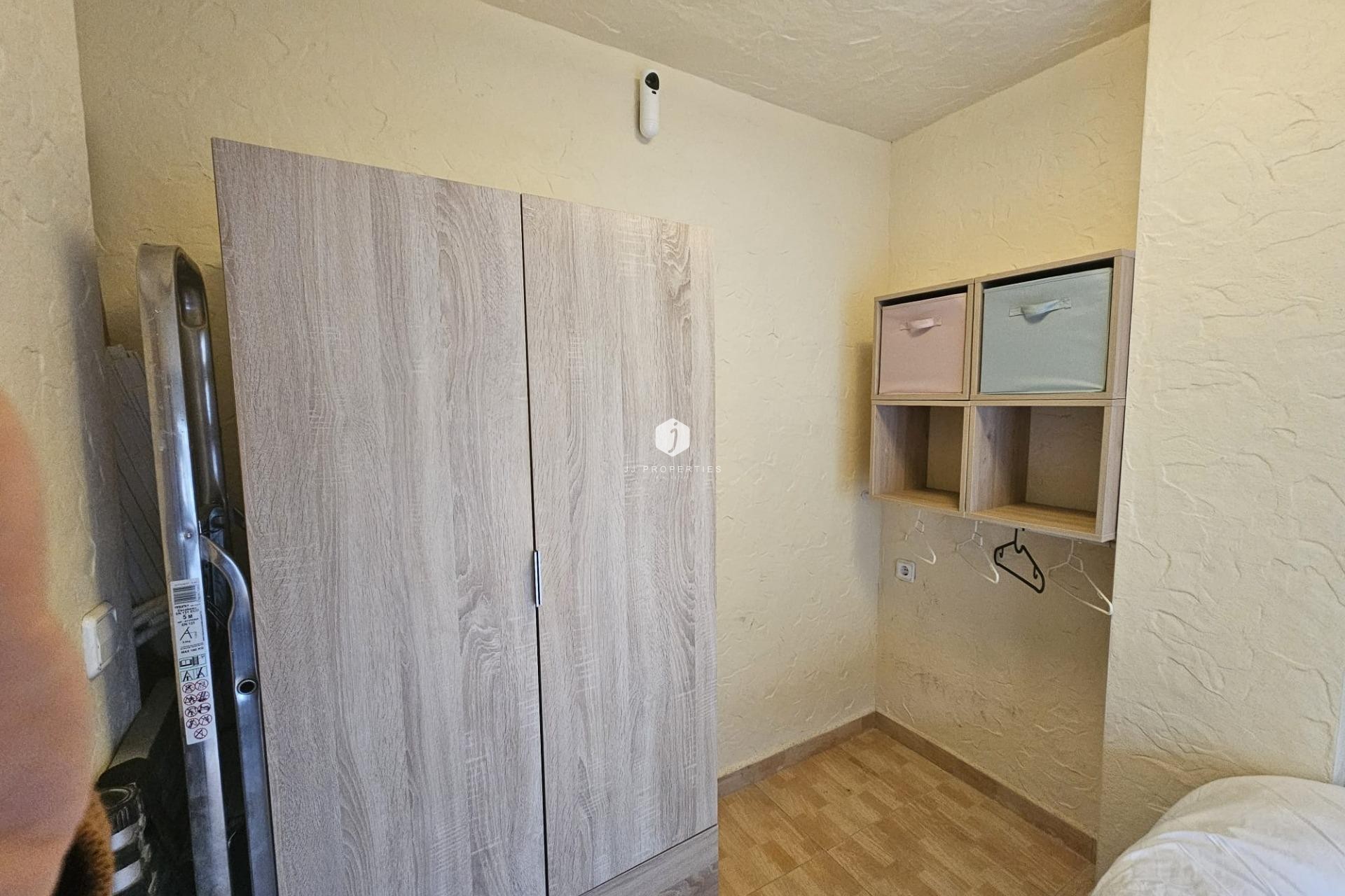 Z drugiej ręki - Bungalow -
Torrevieja - Los Balcones