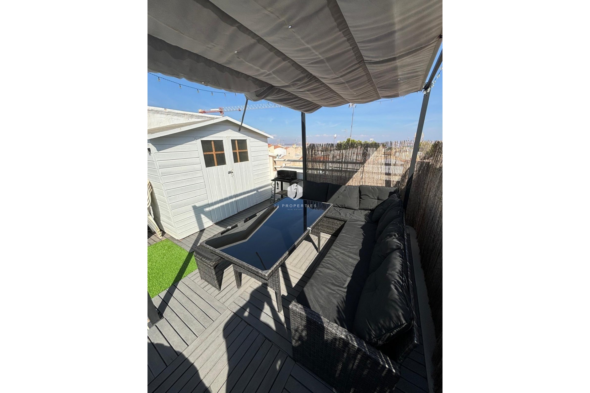 Z drugiej ręki - Bungalow -
Torrevieja - Los Balcones