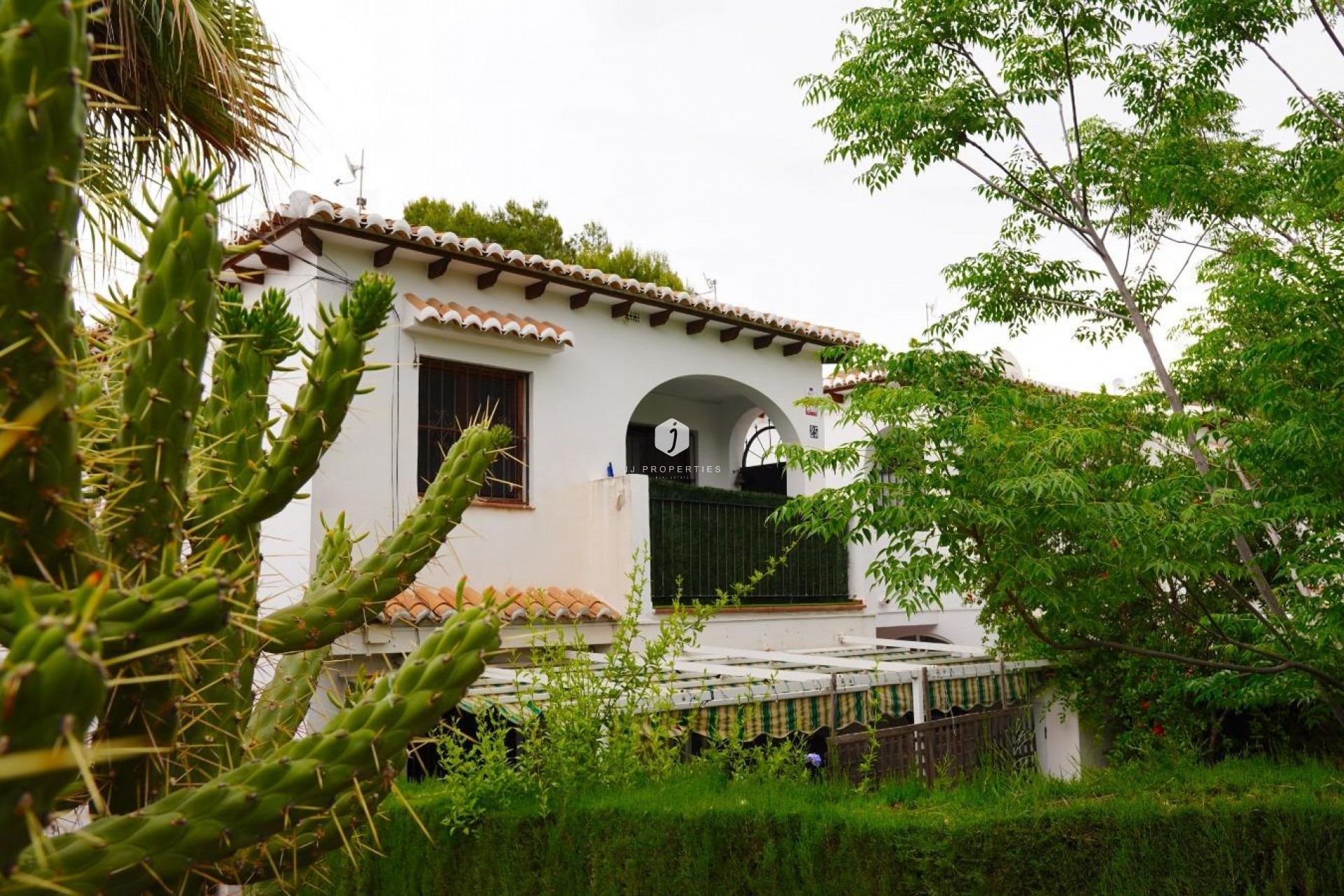 Z drugiej ręki - Bungalow -
Torrevieja - Los Balcones