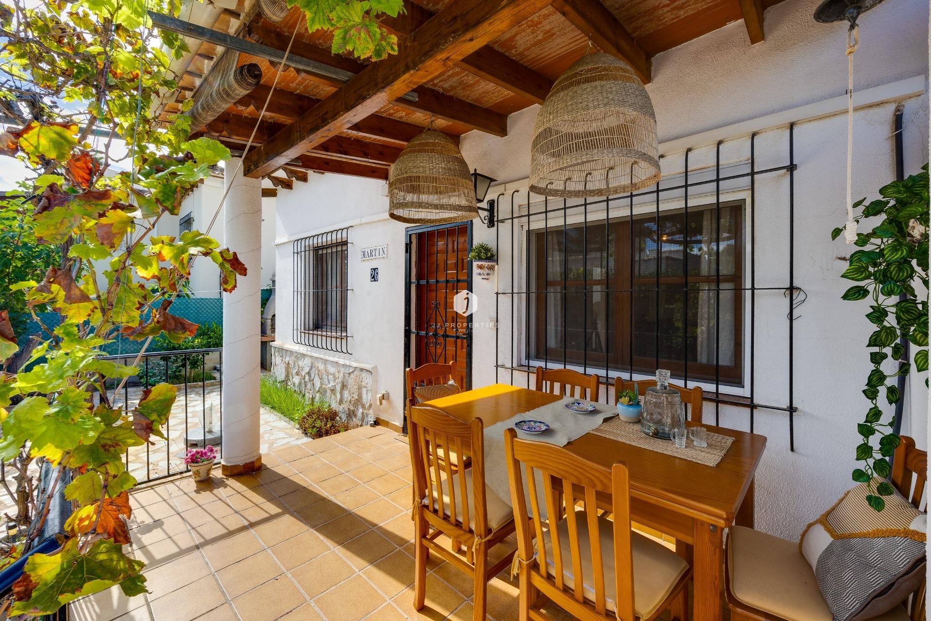 Z drugiej ręki - Bungalow -
Torrevieja - Los Balcones