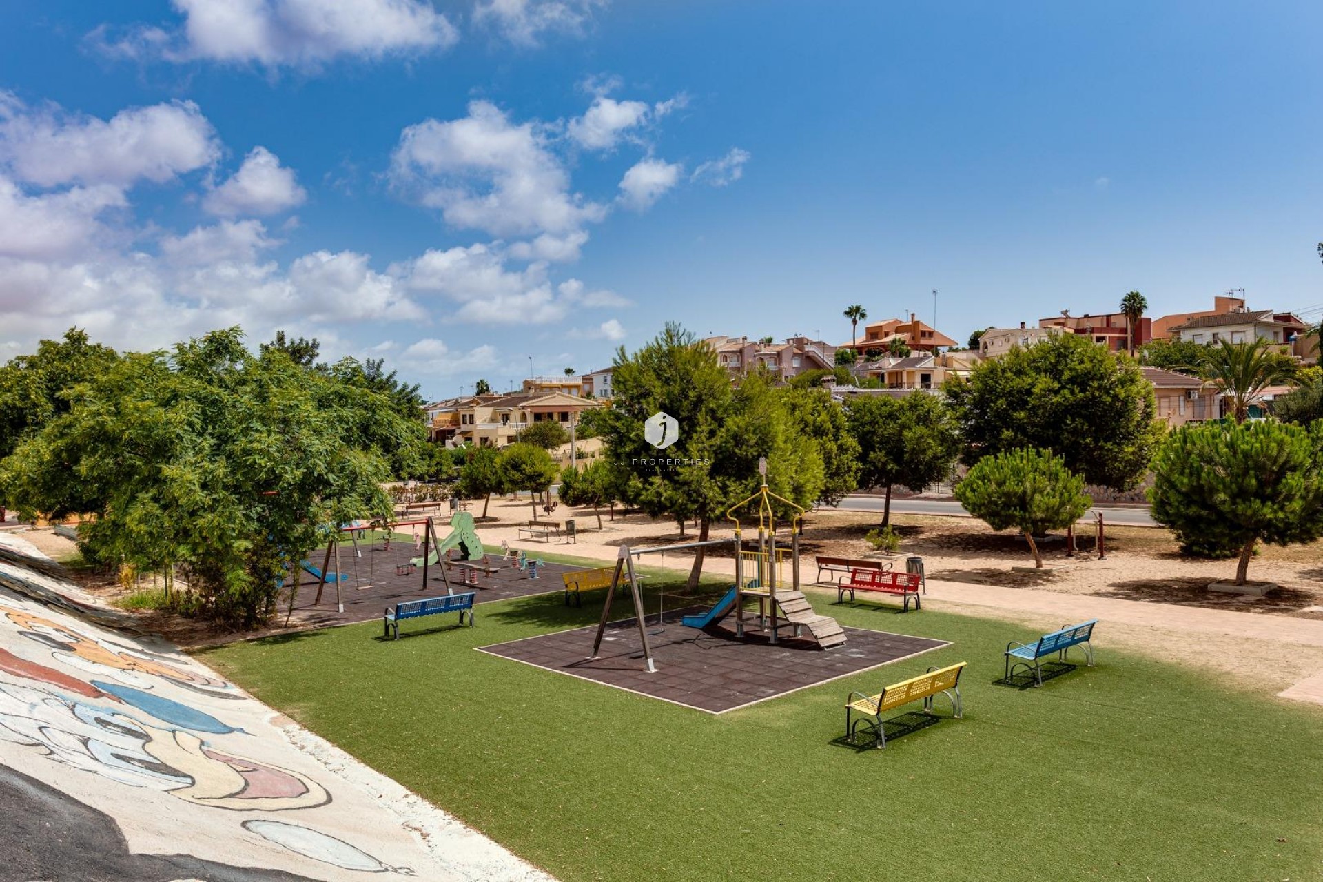 Z drugiej ręki - Bungalow -
Torrevieja - Los Balcones