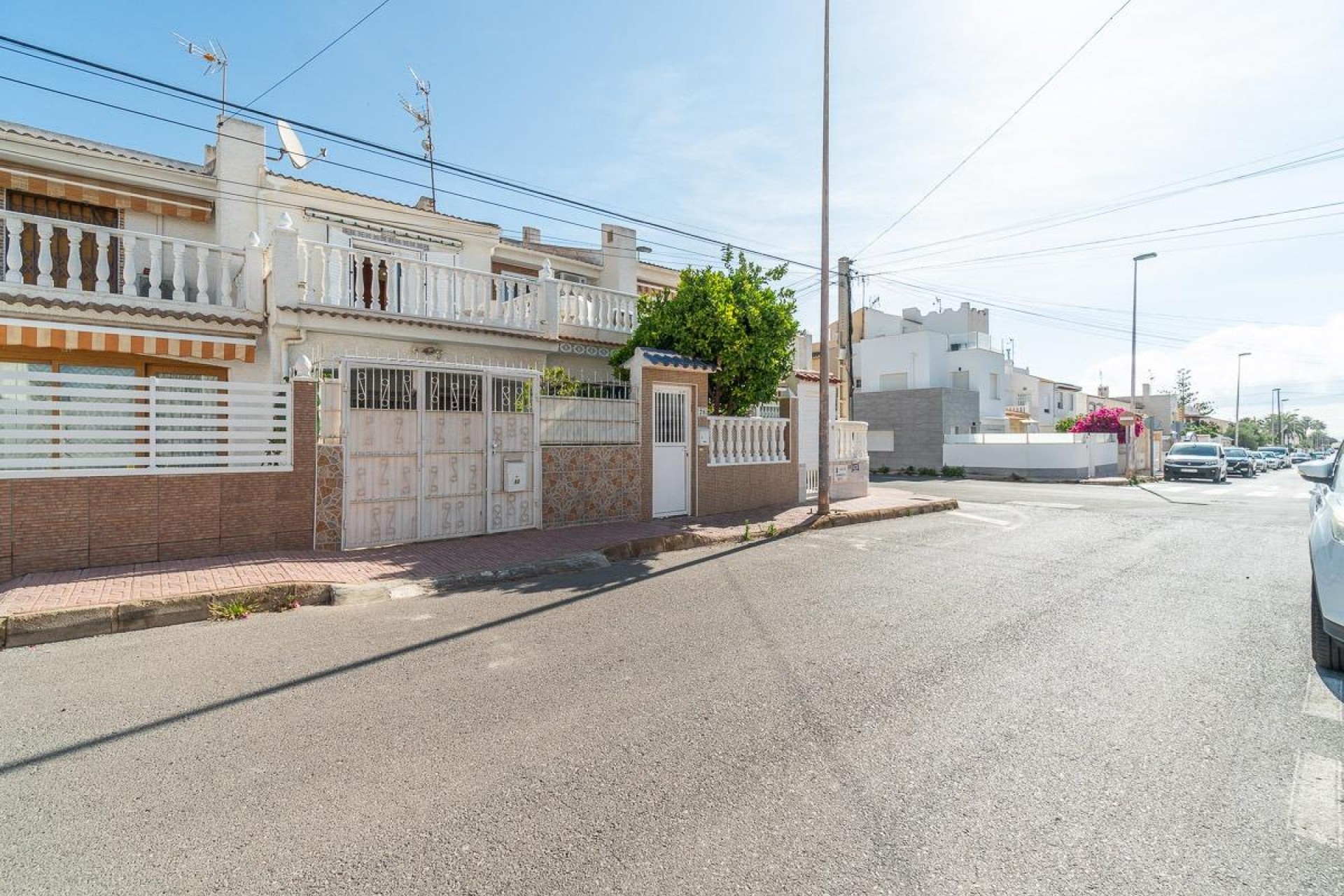 Z drugiej ręki - Bungalow -
Torrevieja - Los Frutales