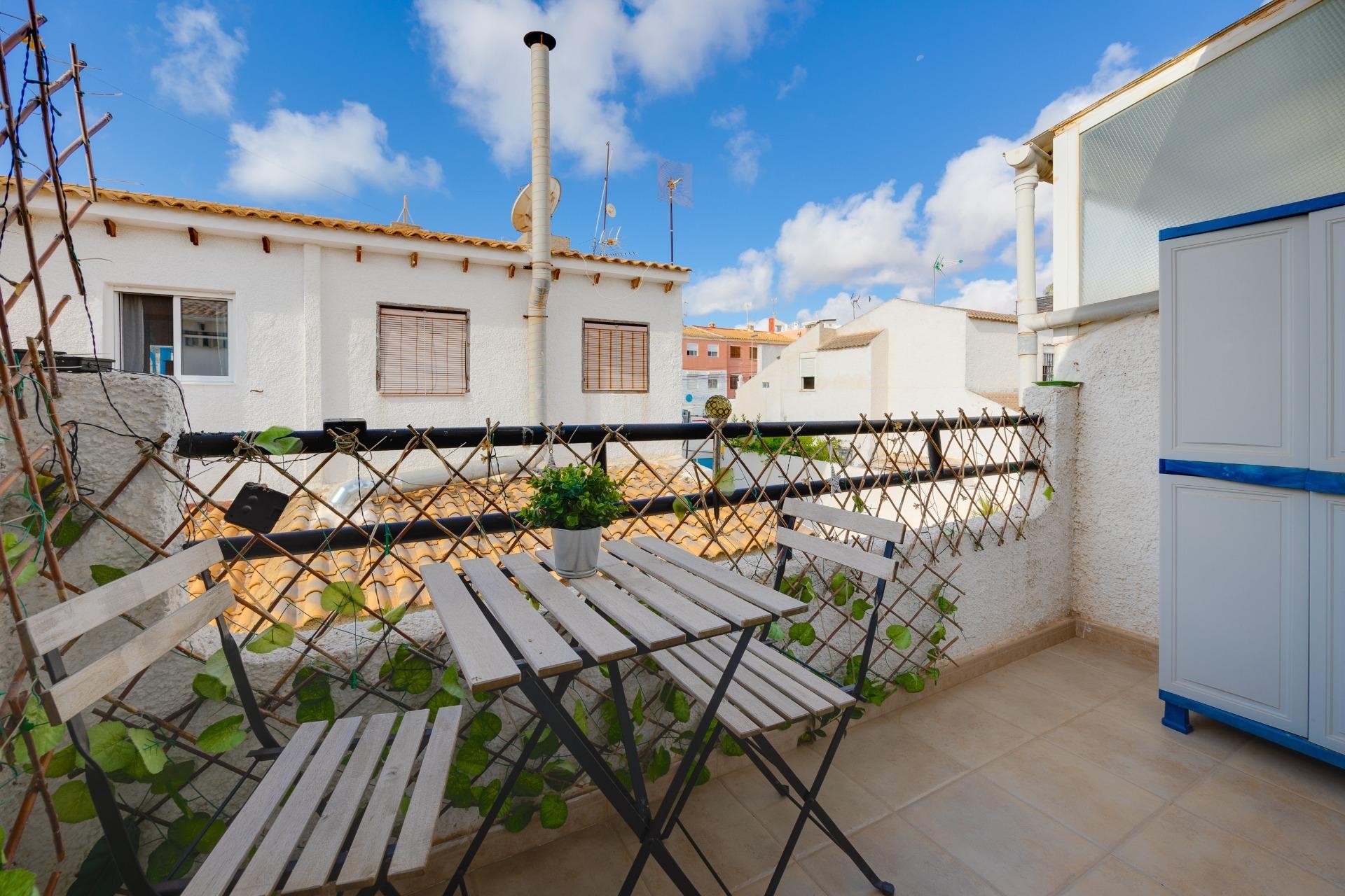 Z drugiej ręki - Bungalow -
Torrevieja - Los Frutales