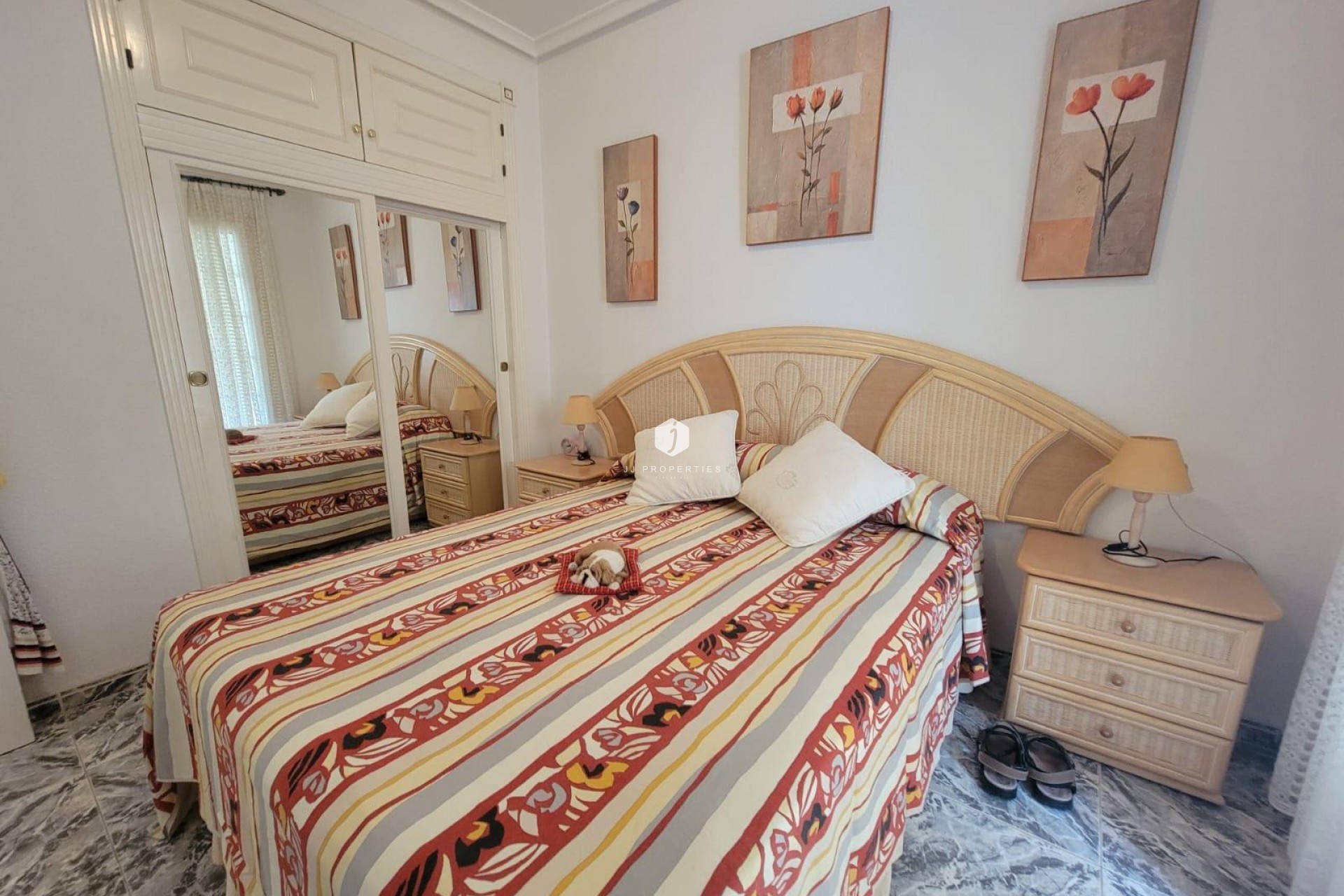 Z drugiej ręki - Bungalow -
Torrevieja - Los Frutales