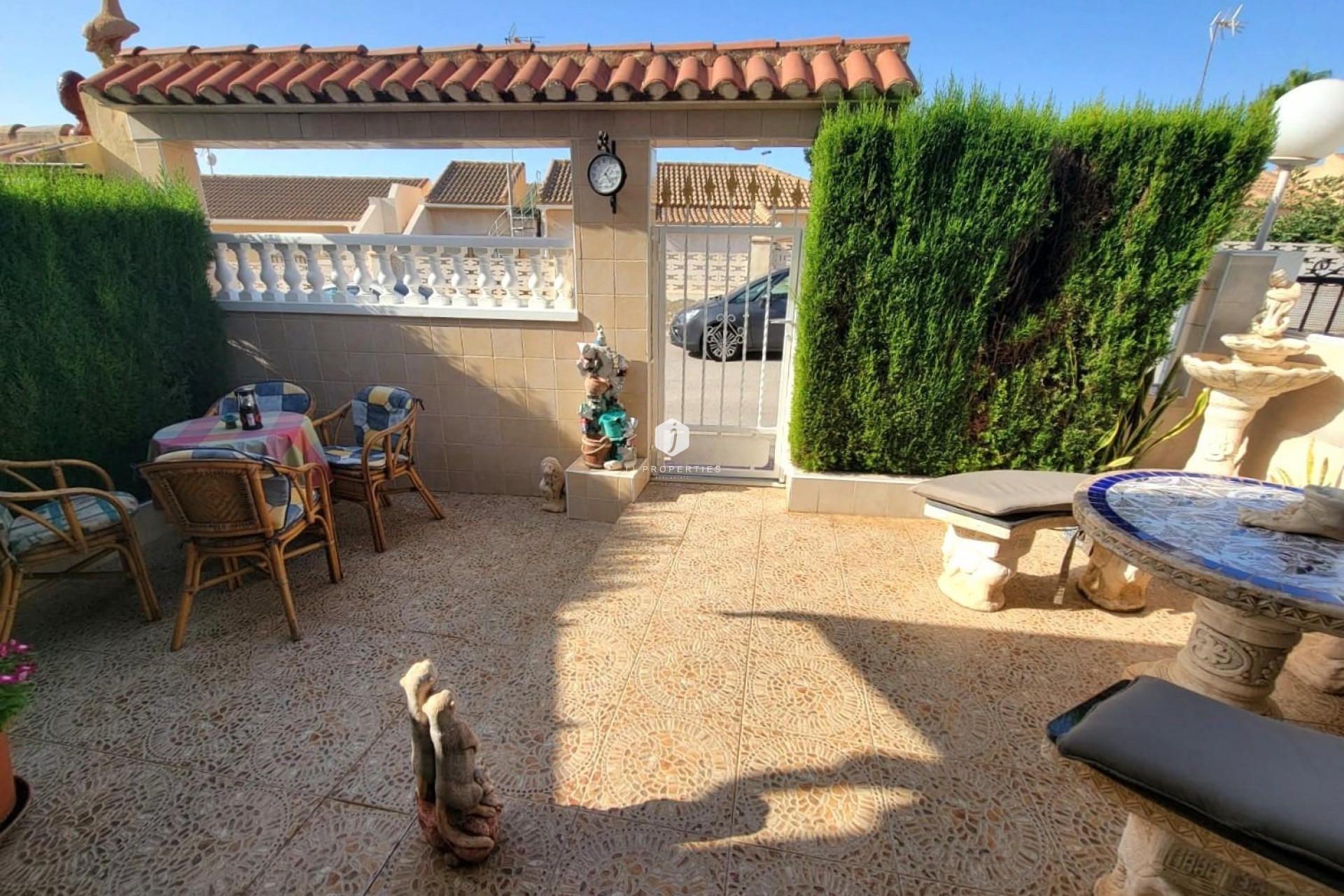 Z drugiej ręki - Bungalow -
Torrevieja - Los Frutales