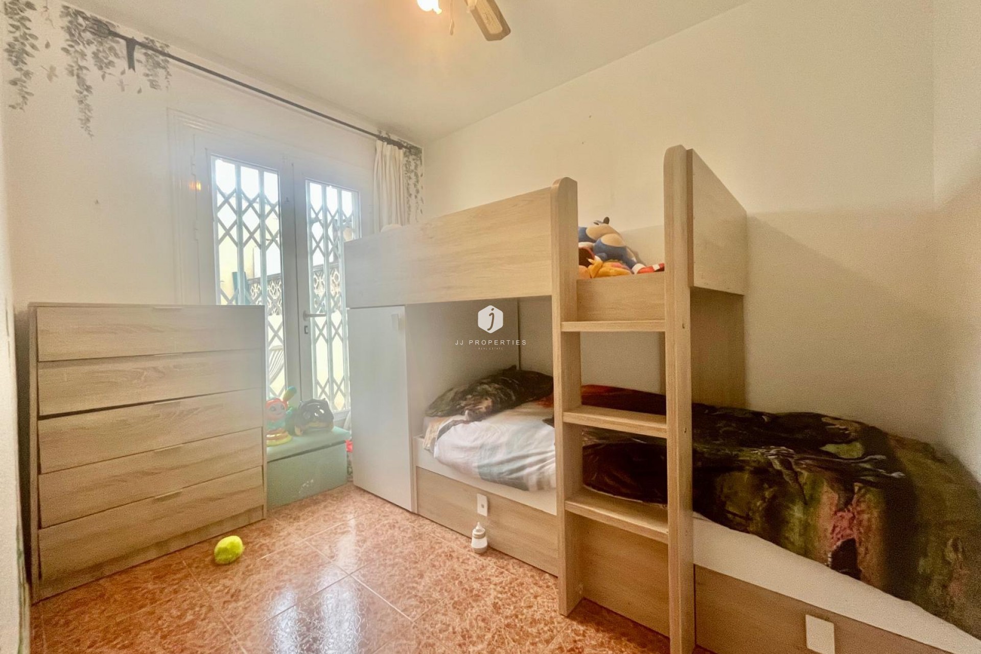Z drugiej ręki - Bungalow -
Torrevieja - Paraje Natural
