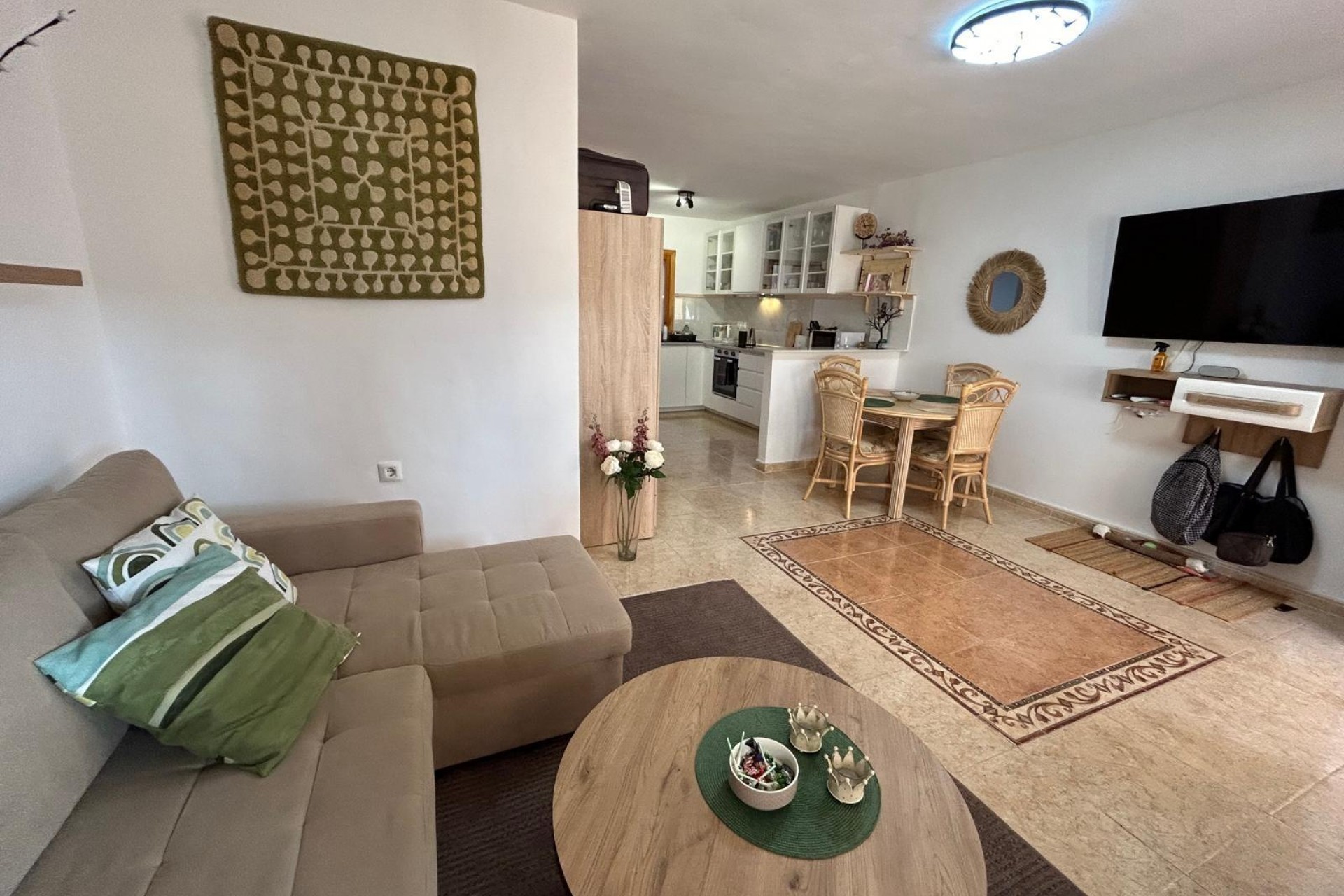 Z drugiej ręki - Bungalow -
Torrevieja - Playa de los Naufragos