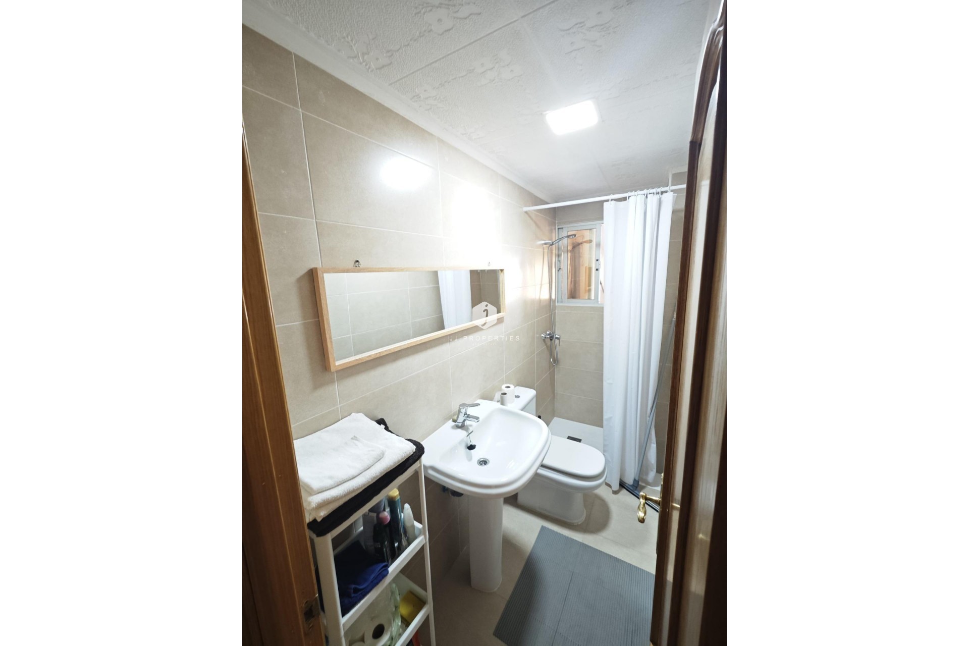 Z drugiej ręki - Bungalow -
Torrevieja - Playa del Cura