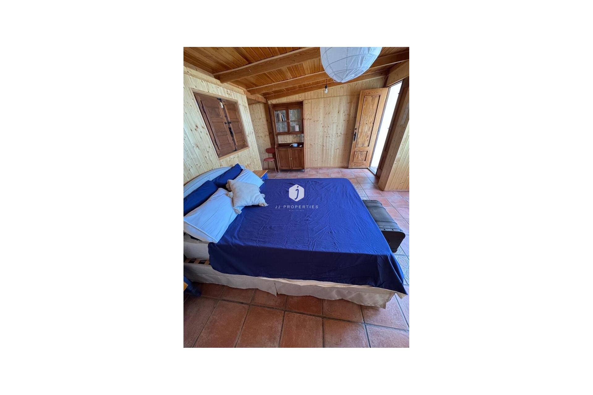 Z drugiej ręki - Bungalow -
Torrevieja - Punta prima