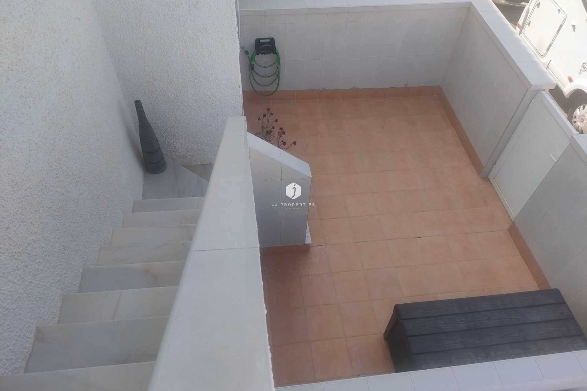 Z drugiej ręki - Bungalow -
Torrevieja - Rosaleda-los Frutales