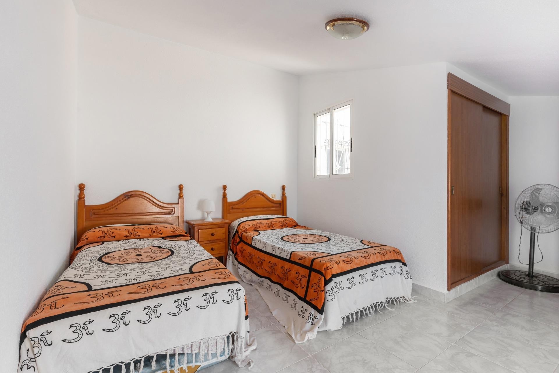 Z drugiej ręki - Bungalow -
Torrevieja - San luis