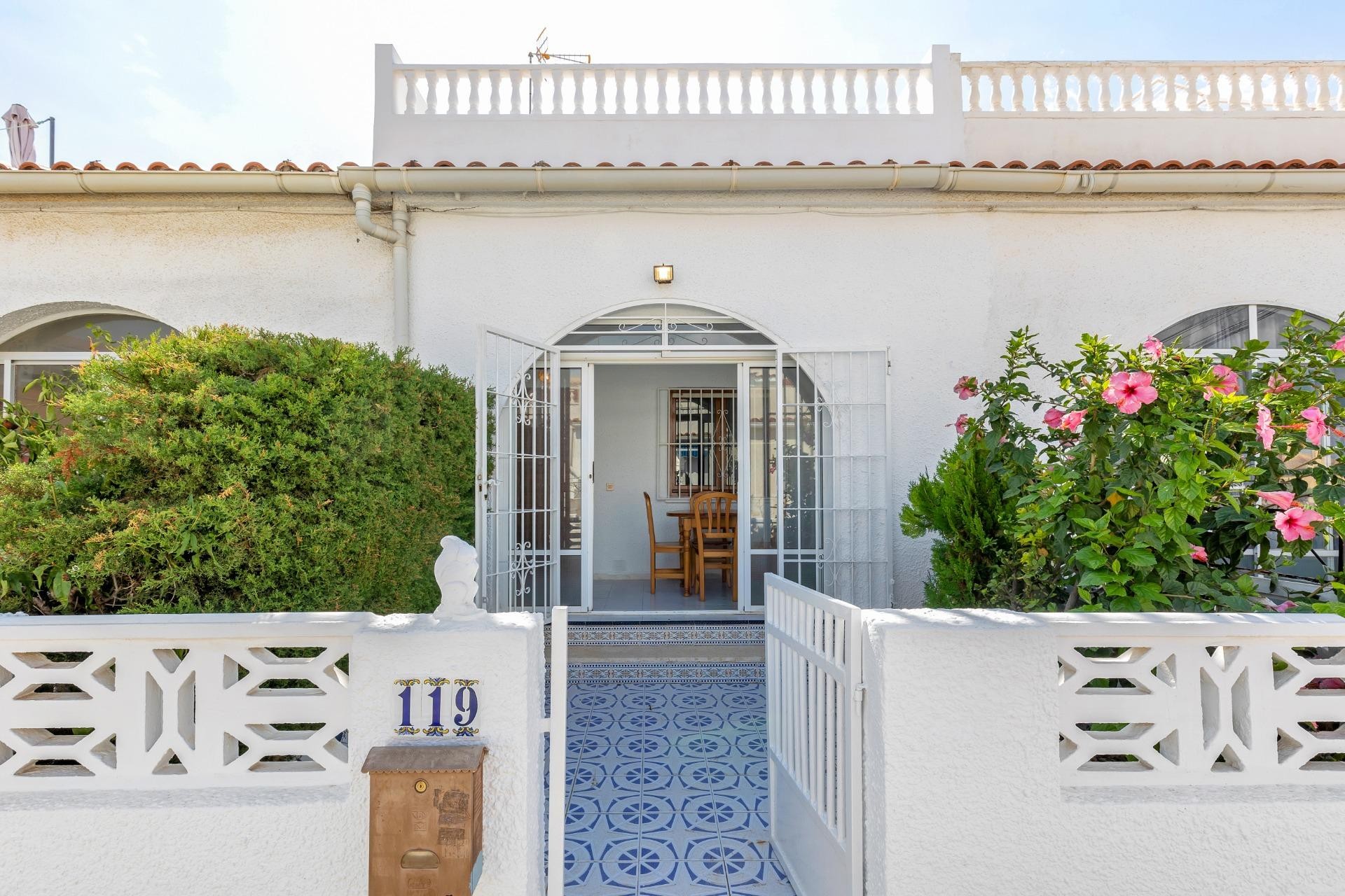 Z drugiej ręki - Bungalow -
Torrevieja - San luis