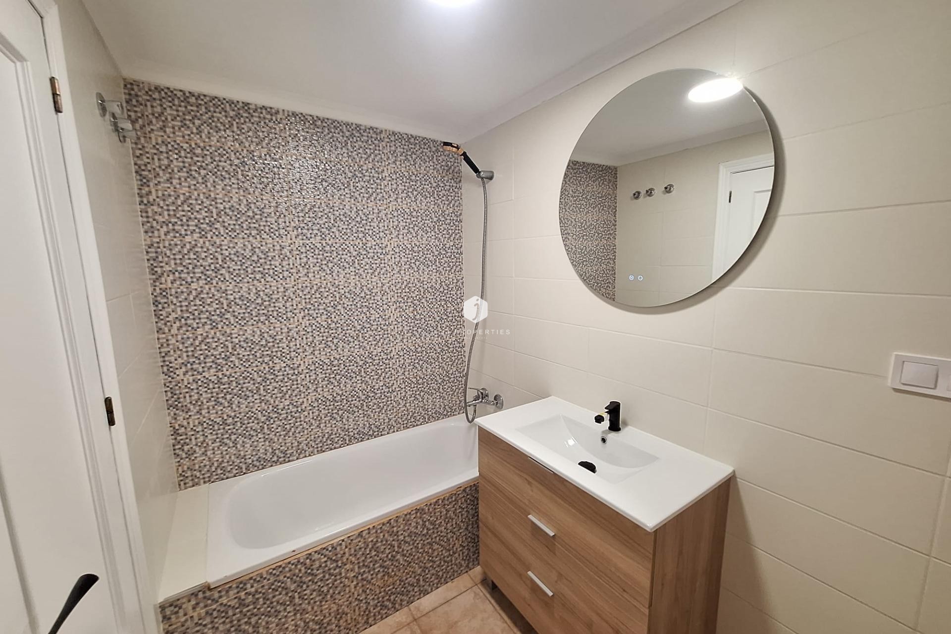 Z drugiej ręki - Bungalow -
Torrevieja - Sector 25