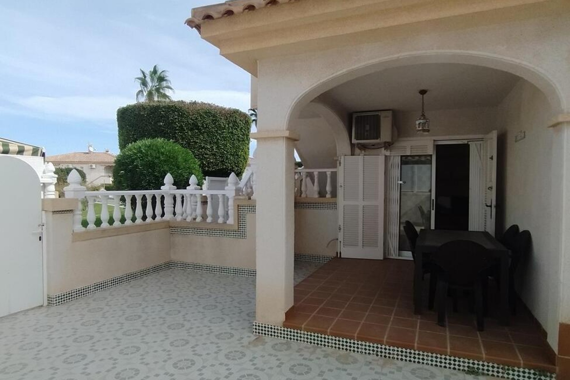 Z drugiej ręki - Bungalow -
Torrevieja - Torreblanca