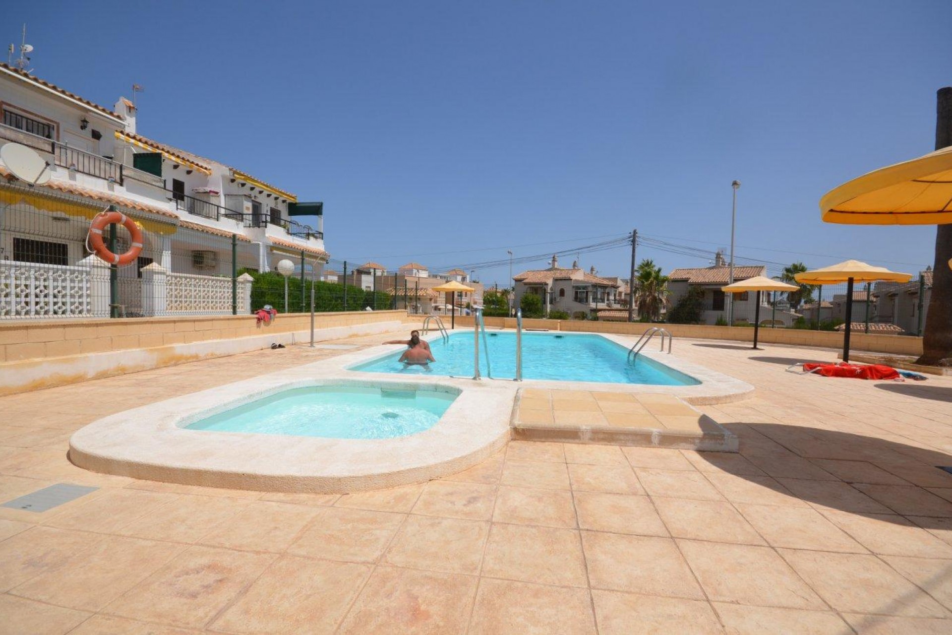 Z drugiej ręki - Bungalow -
Torrevieja - Torreblanca