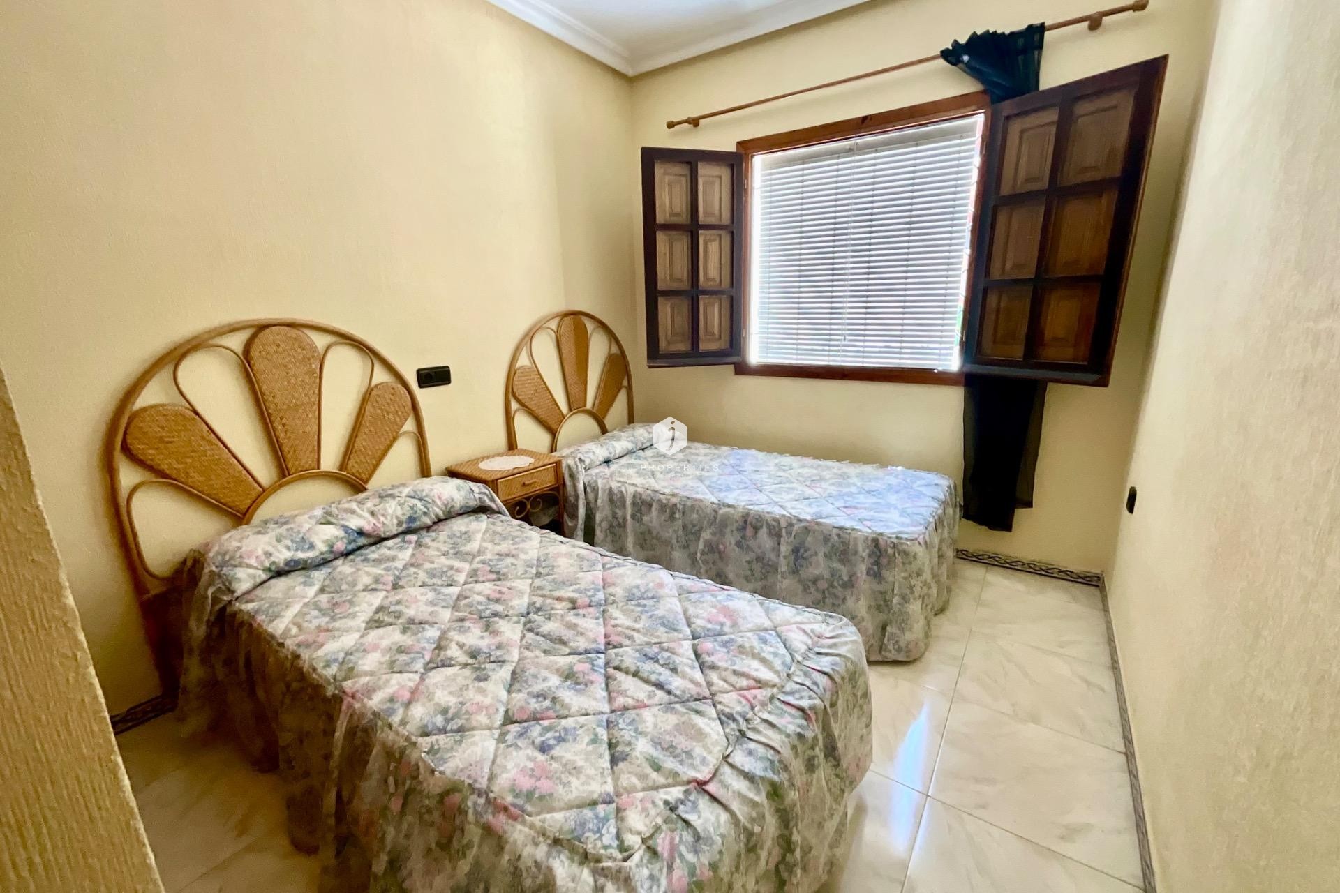 Z drugiej ręki - Bungalow -
Torrevieja - Torreblanca