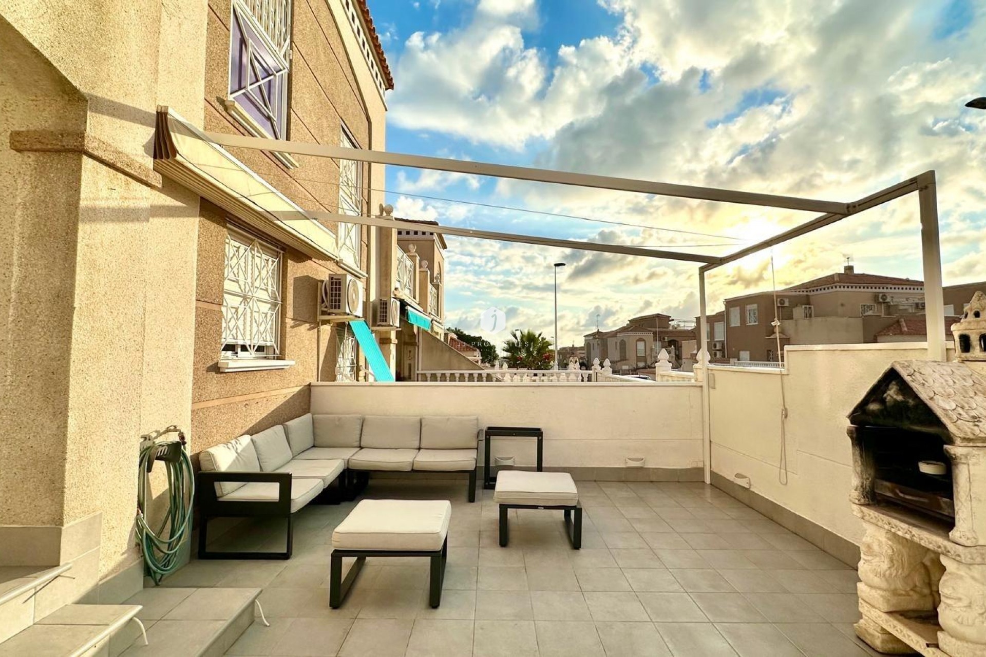 Z drugiej ręki - Bungalow -
Torrevieja - Torreblanca