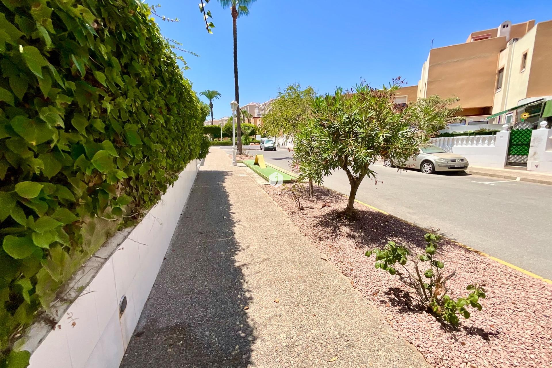 Z drugiej ręki - Bungalow -
Torrevieja - Torreblanca