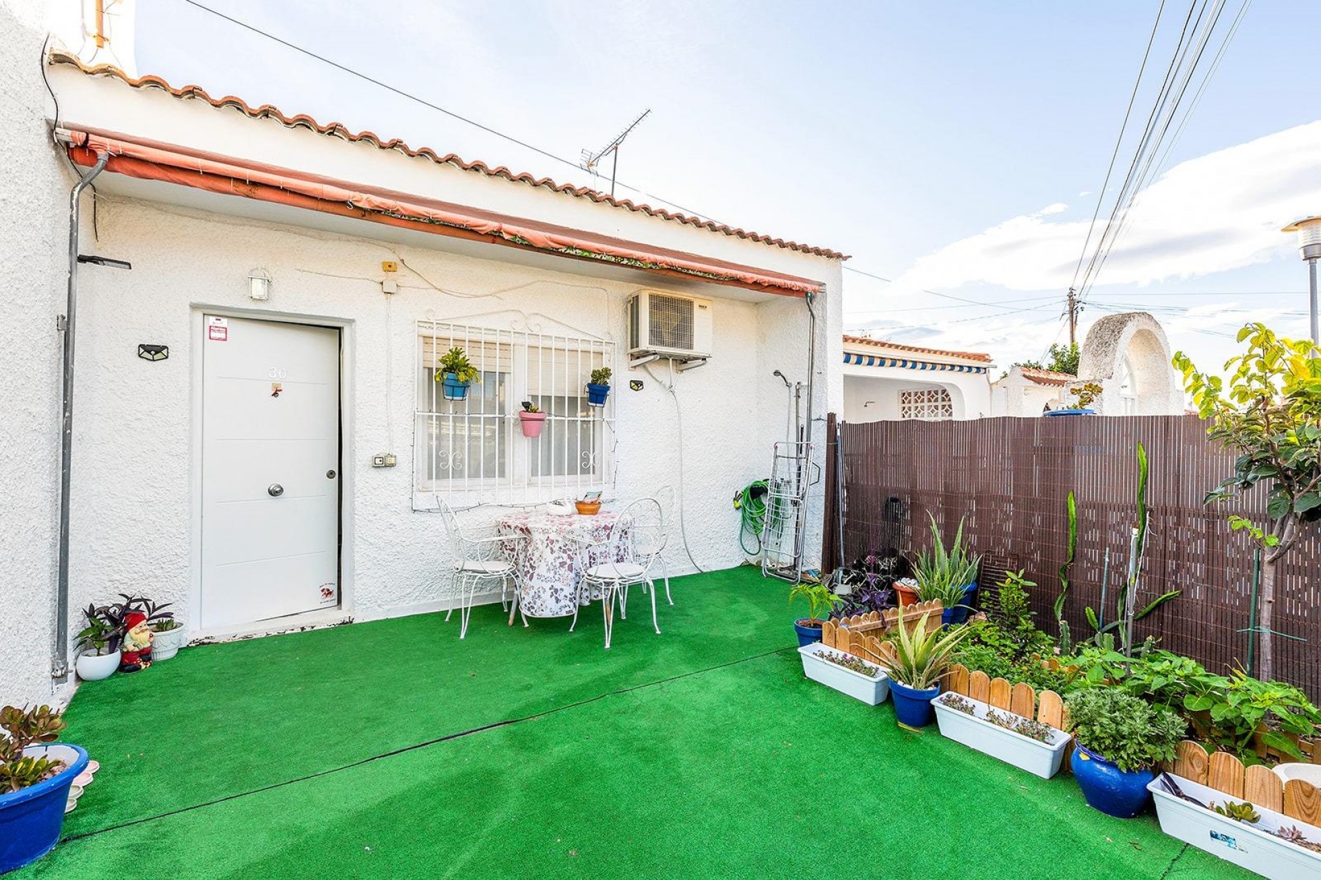 Z drugiej ręki - Bungalow -
Torrevieja - Torretas