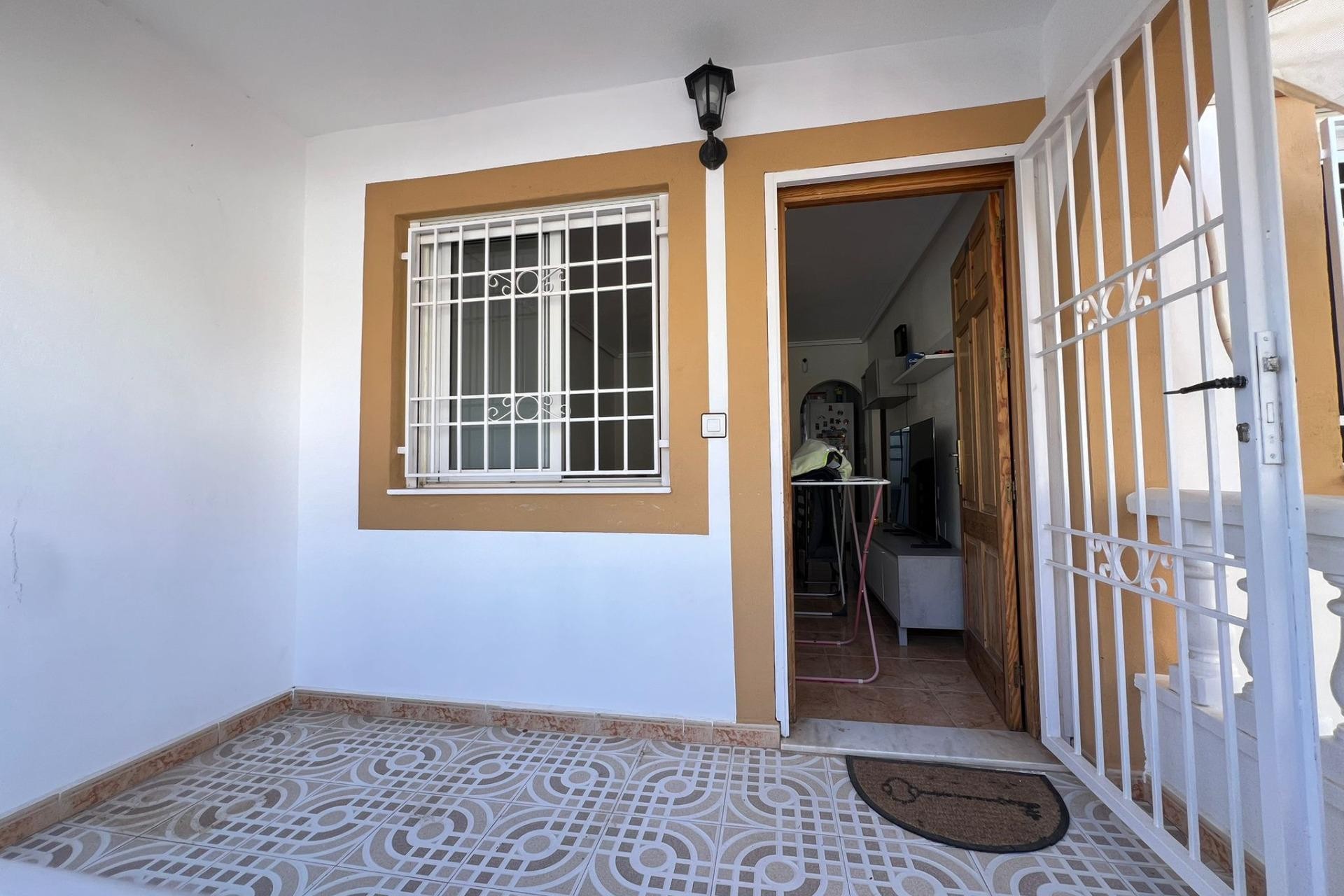 Z drugiej ręki - Bungalow -
Torrevieja - Torretas