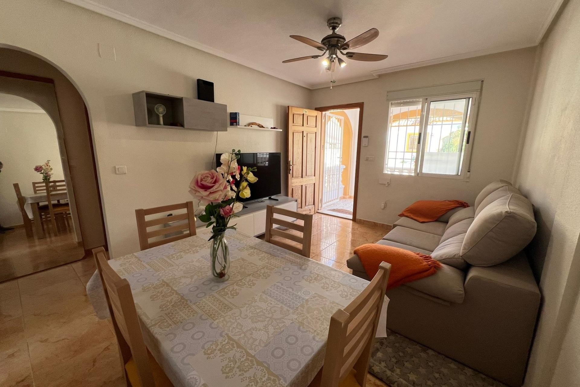 Z drugiej ręki - Bungalow -
Torrevieja - Torretas