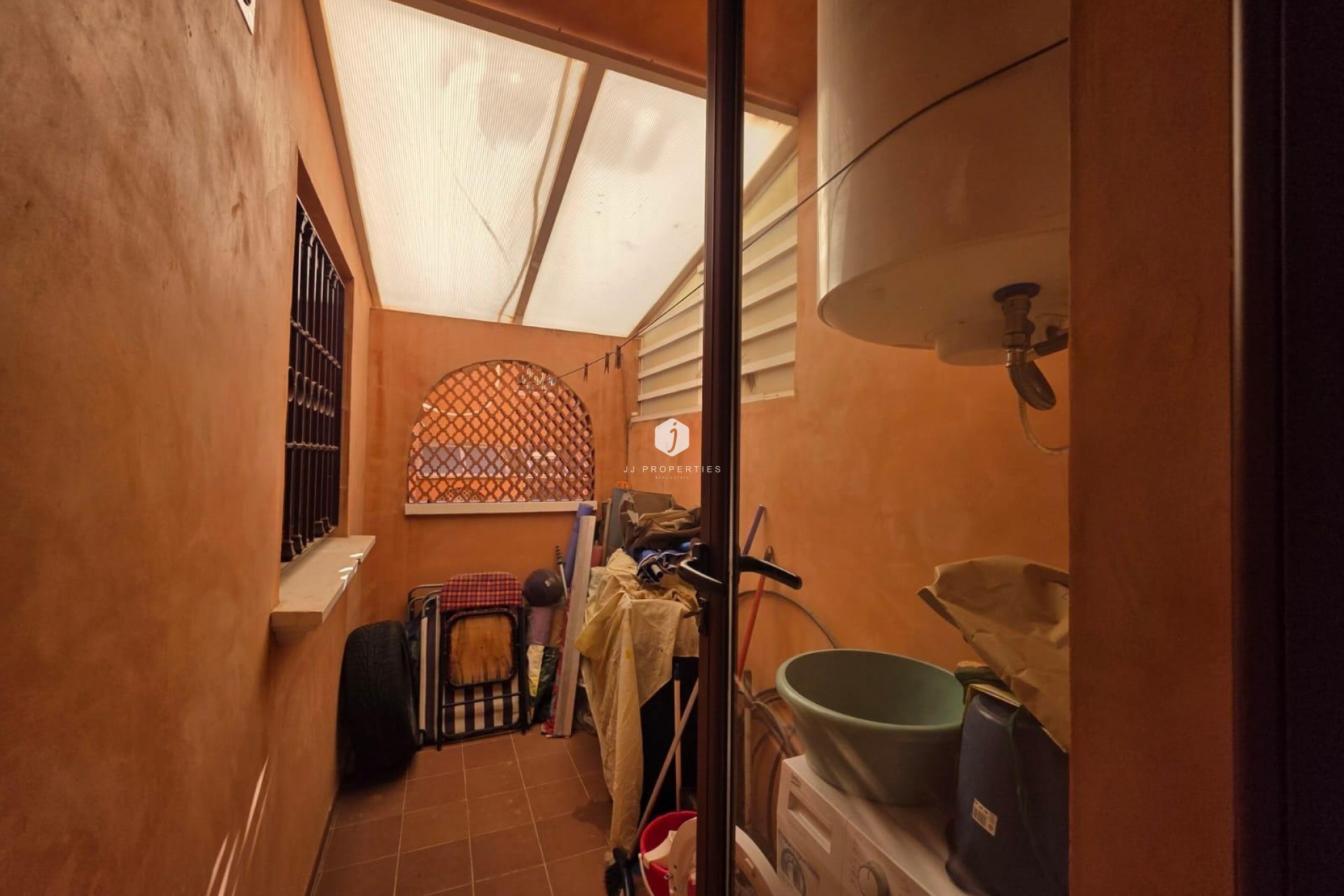 Z drugiej ręki - Bungalow -
Torrevieja - Zona Los Frutales