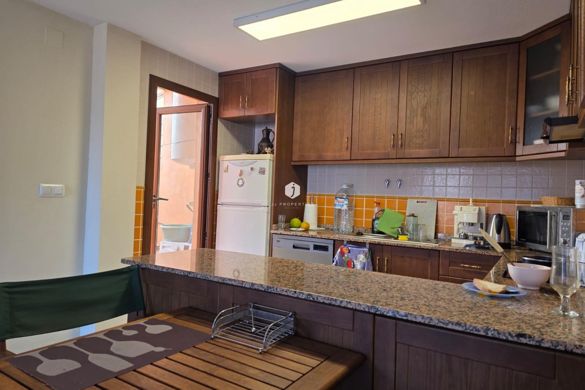 Z drugiej ręki - Bungalow -
Torrevieja - Zona Los Frutales