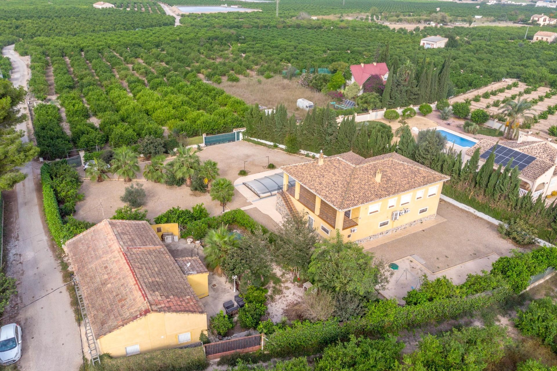 Z drugiej ręki - Casa de campo -
Orihuela - Molins