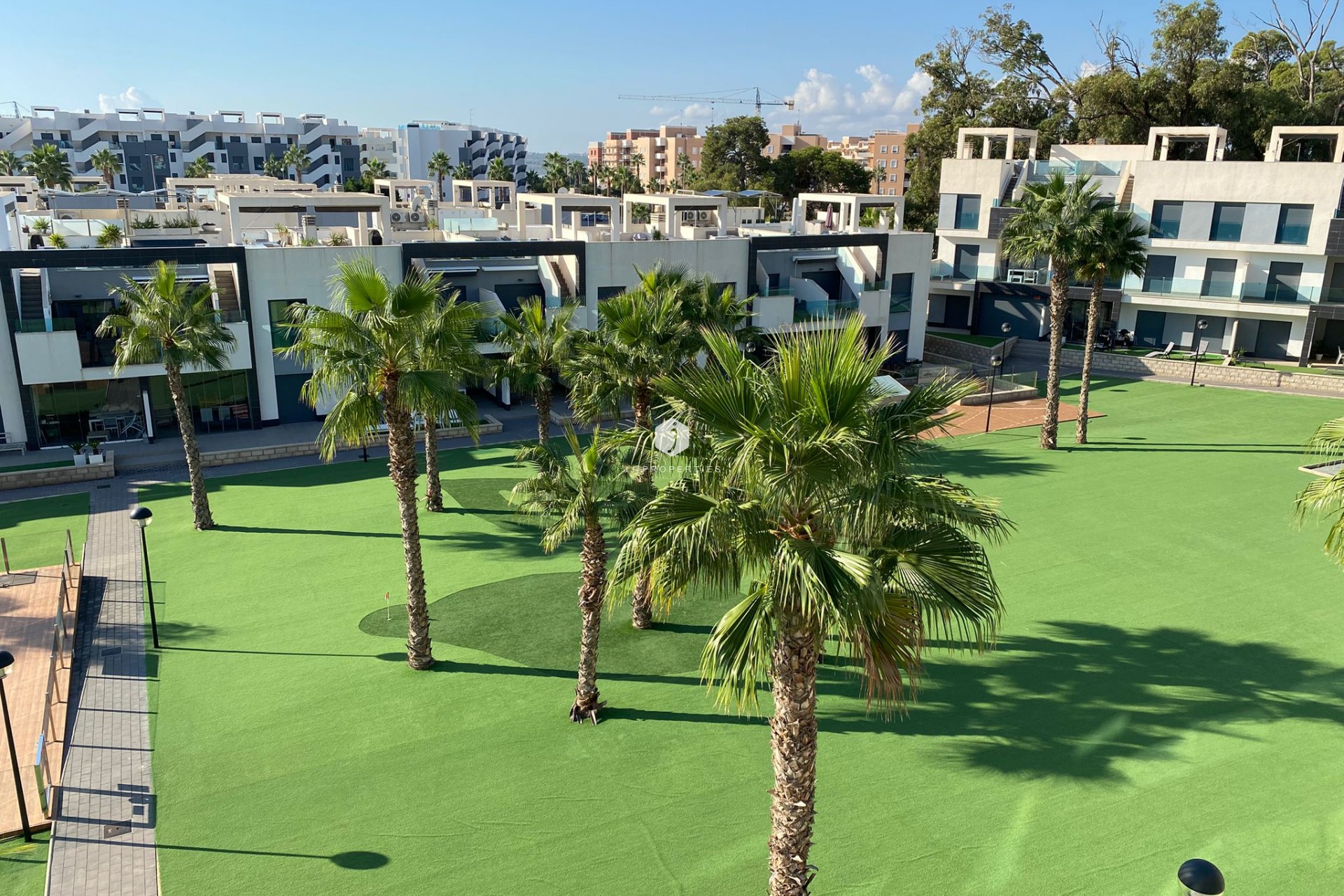 Z drugiej ręki - Daszek -
El Raso - Costa Blanca