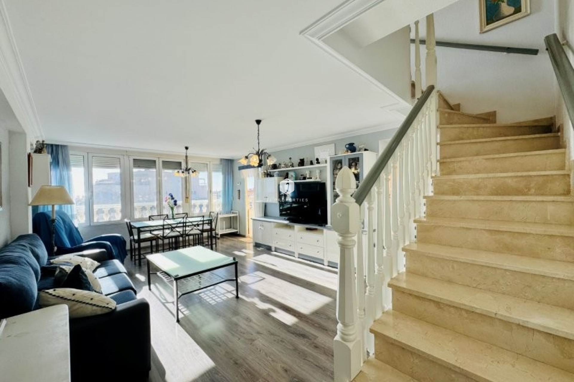 Z drugiej ręki - Daszek -
La Mata - Costa Blanca